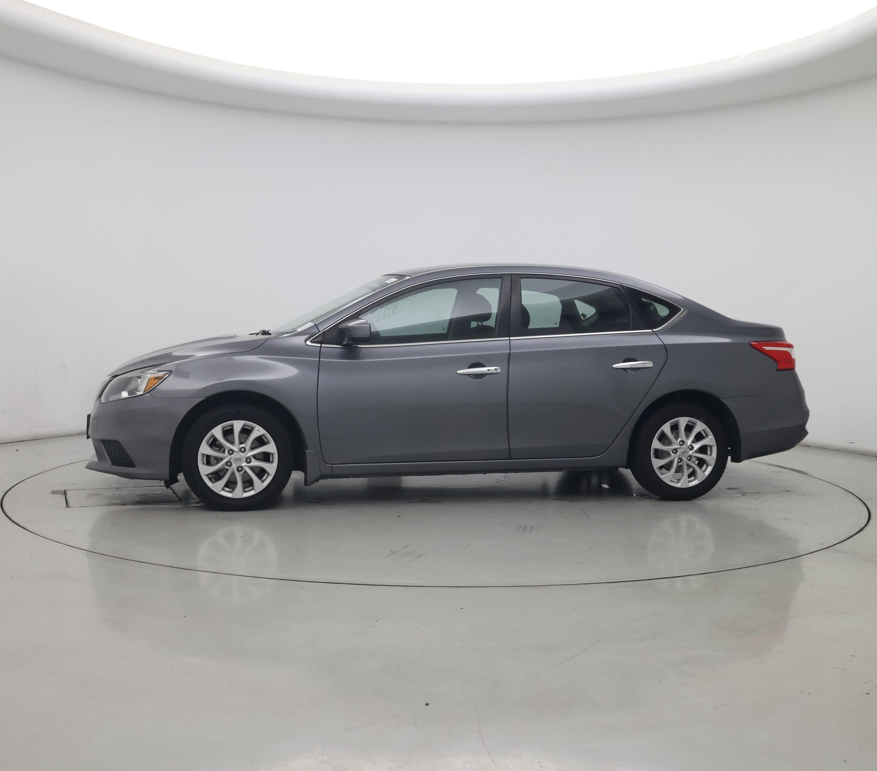 Thumbnail: 2019 Nissan Sentra - 3