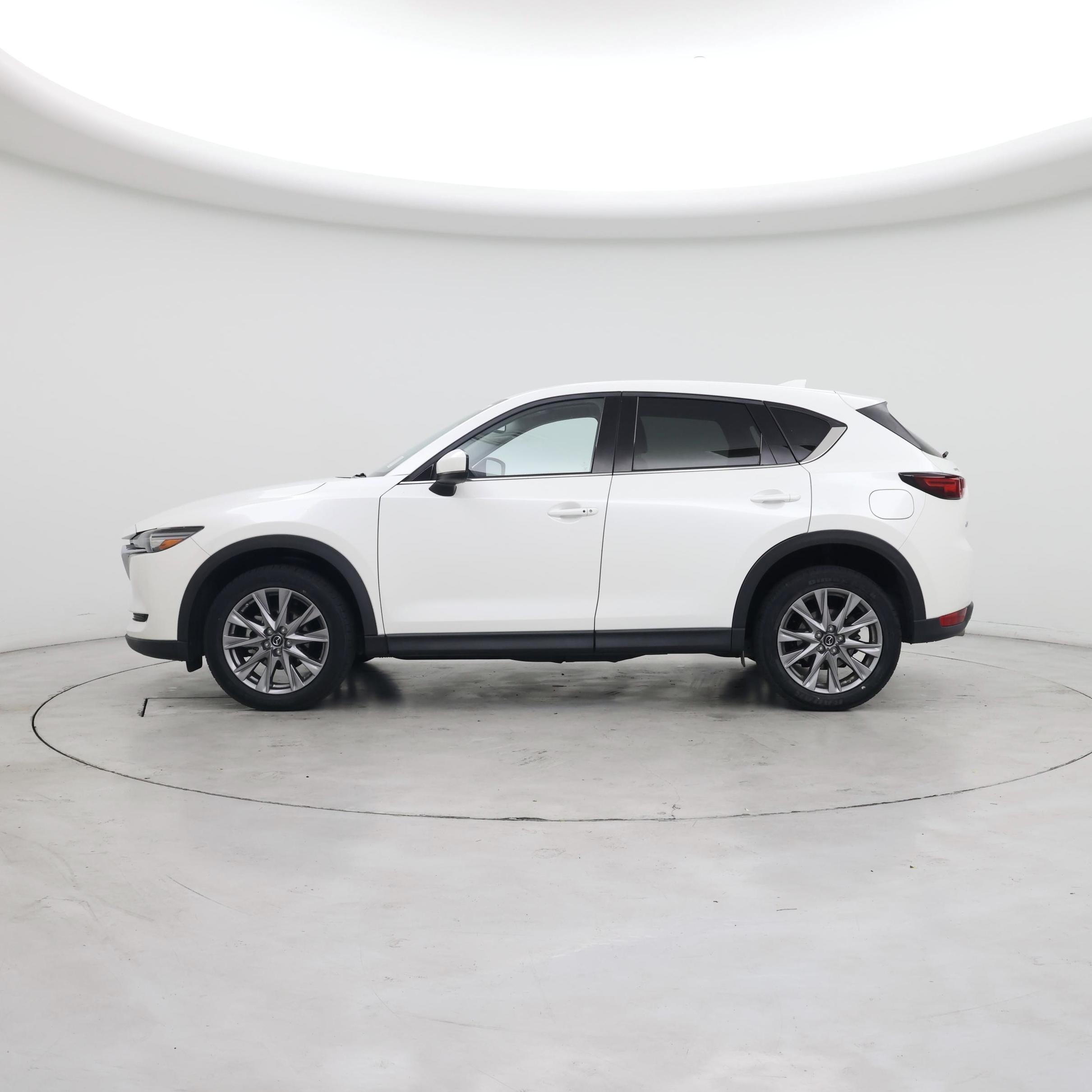 Thumbnail: 2020 Mazda CX-5 - 3