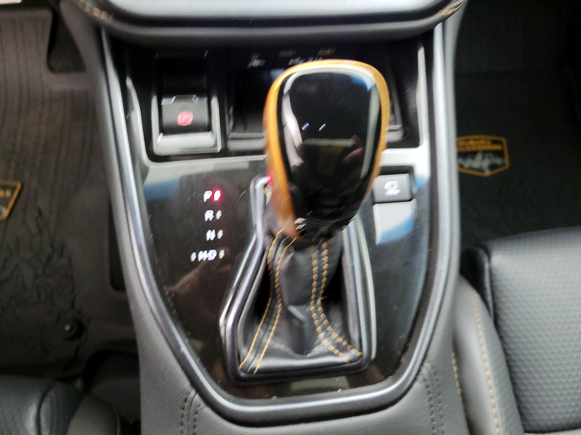 Thumbnail: 2022 Subaru Outback - 17