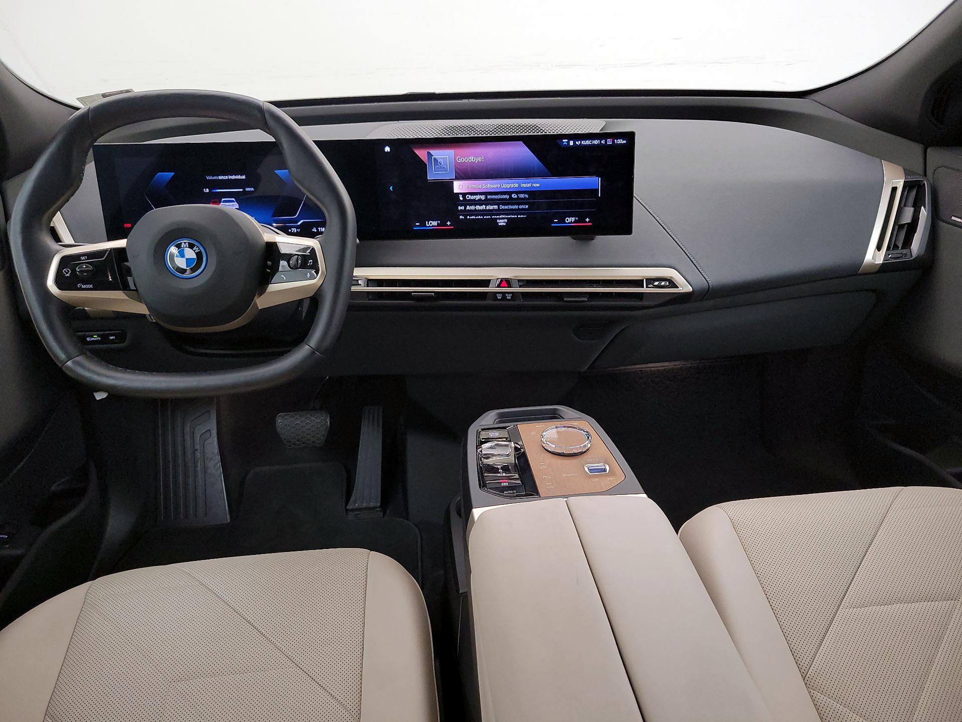 Thumbnail: 2023 BMW iX - 9
