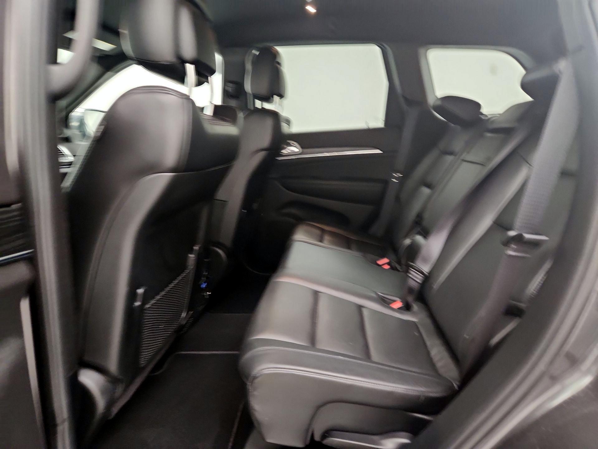 Thumbnail: 2019 Jeep Grand Cherokee - 19