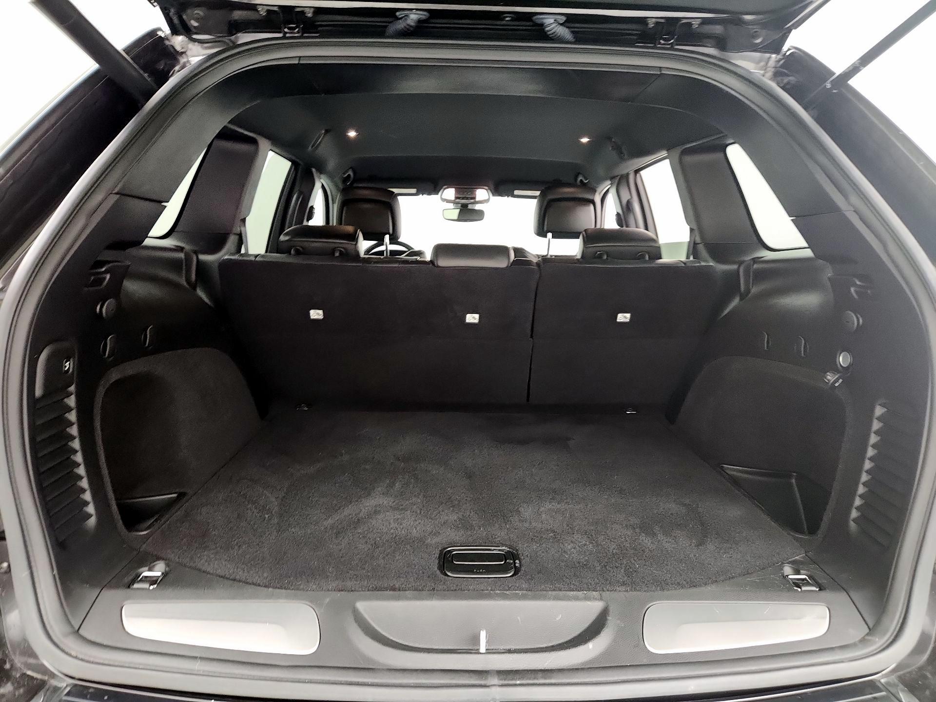 Thumbnail: 2019 Jeep Grand Cherokee - 20
