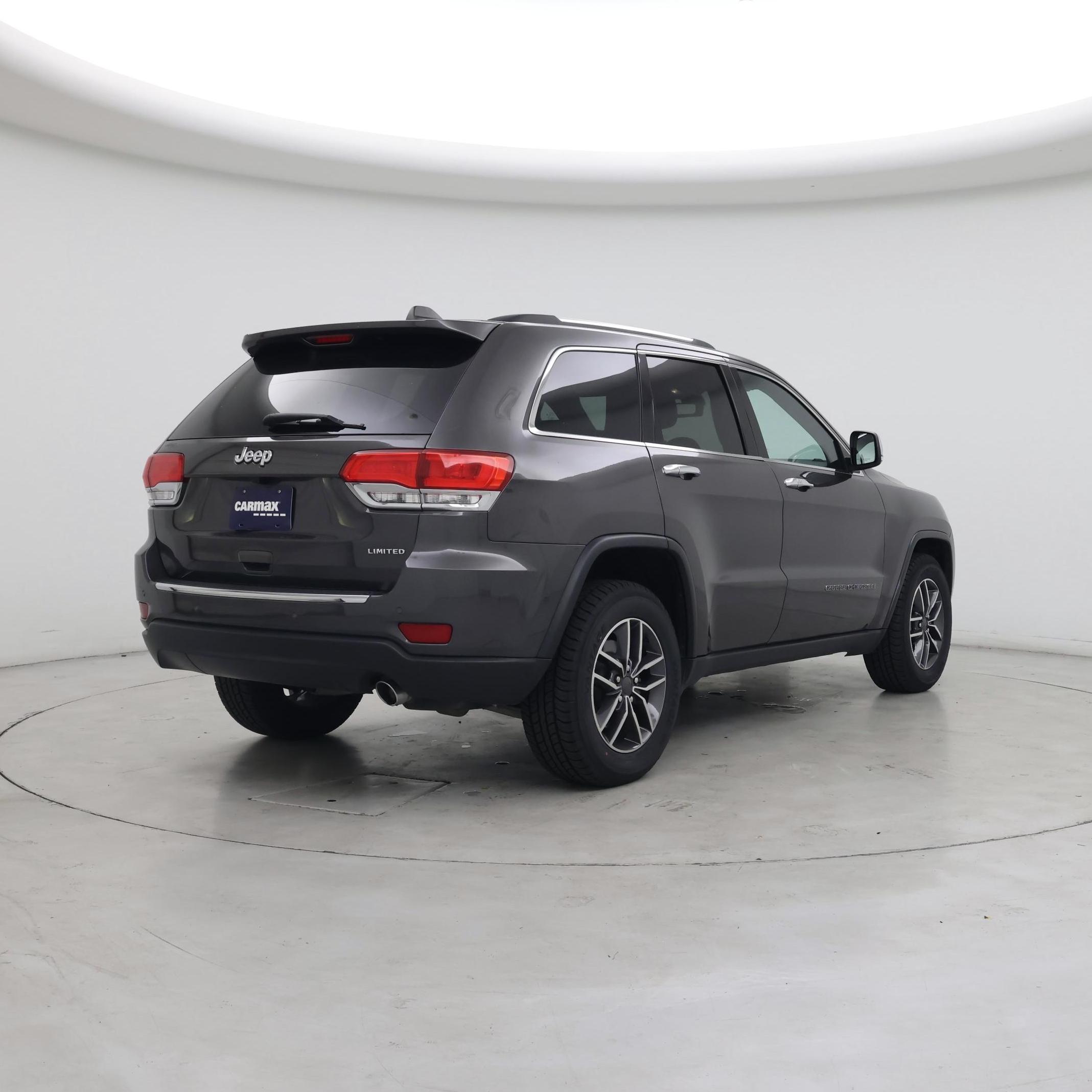 Thumbnail: 2019 Jeep Grand Cherokee - 8