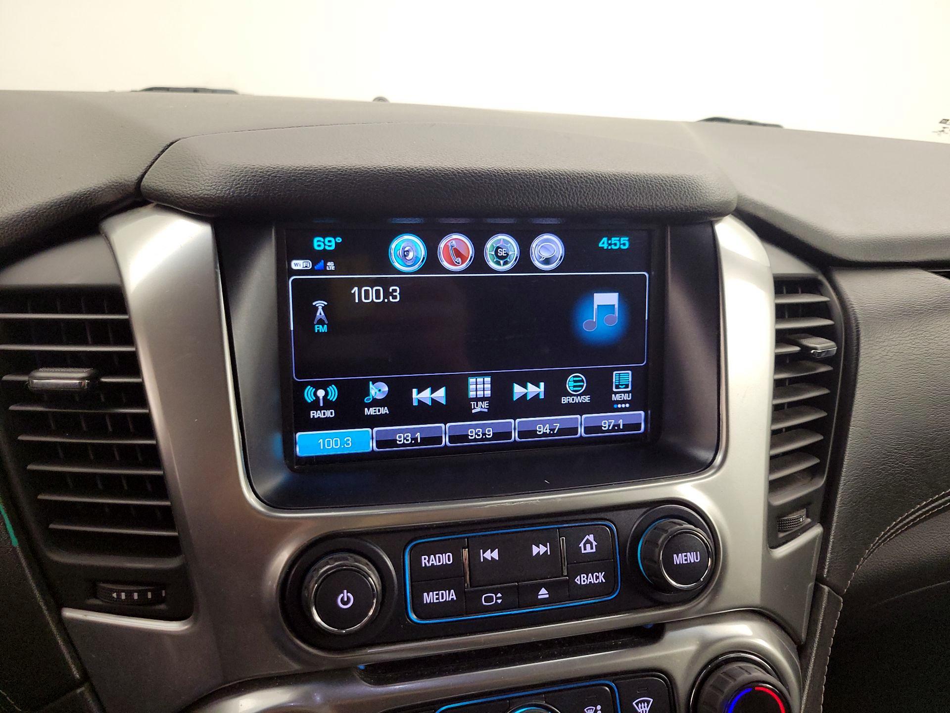 Thumbnail: 2019 Chevrolet Suburban - 16