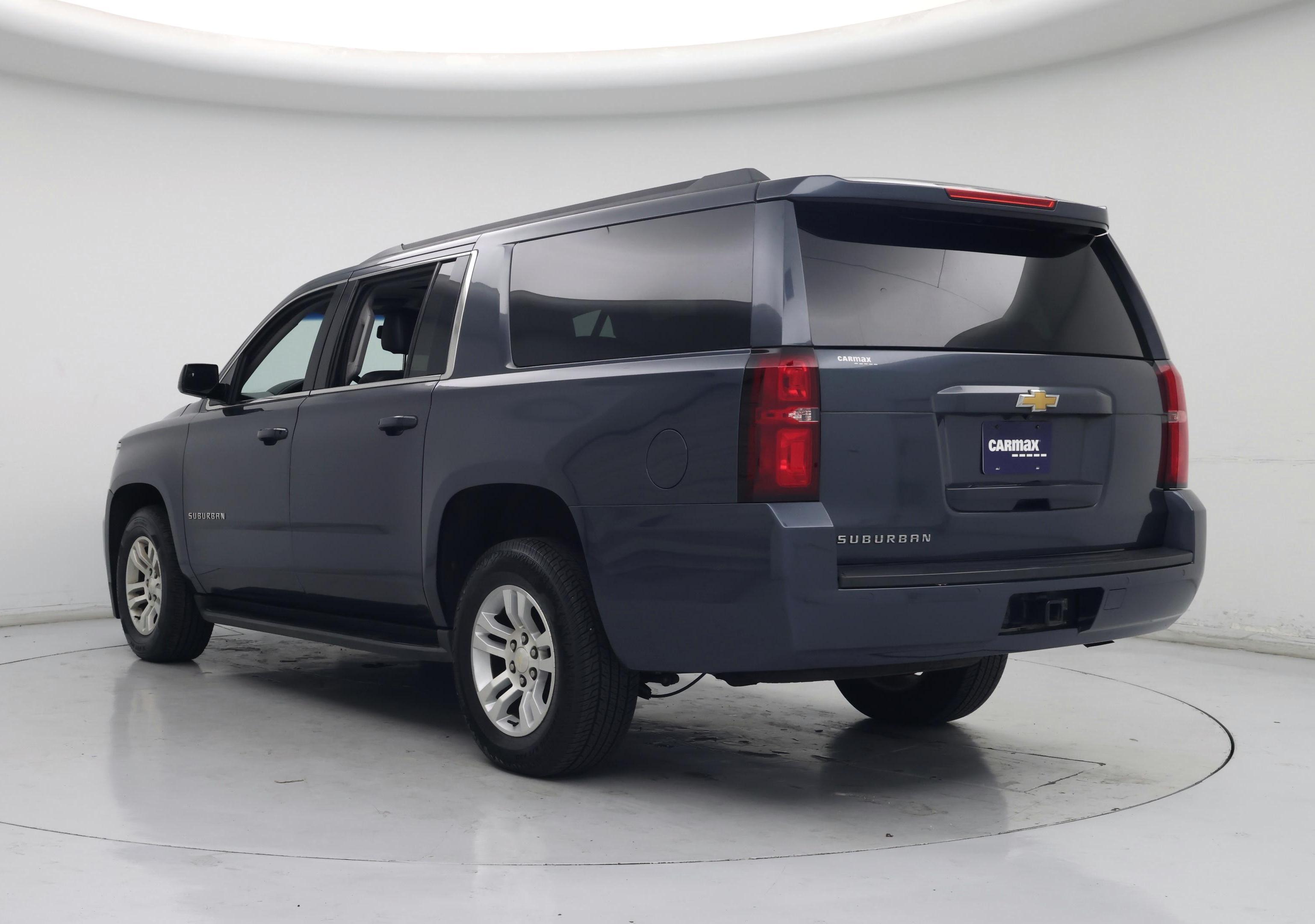 Thumbnail: 2019 Chevrolet Suburban - 2