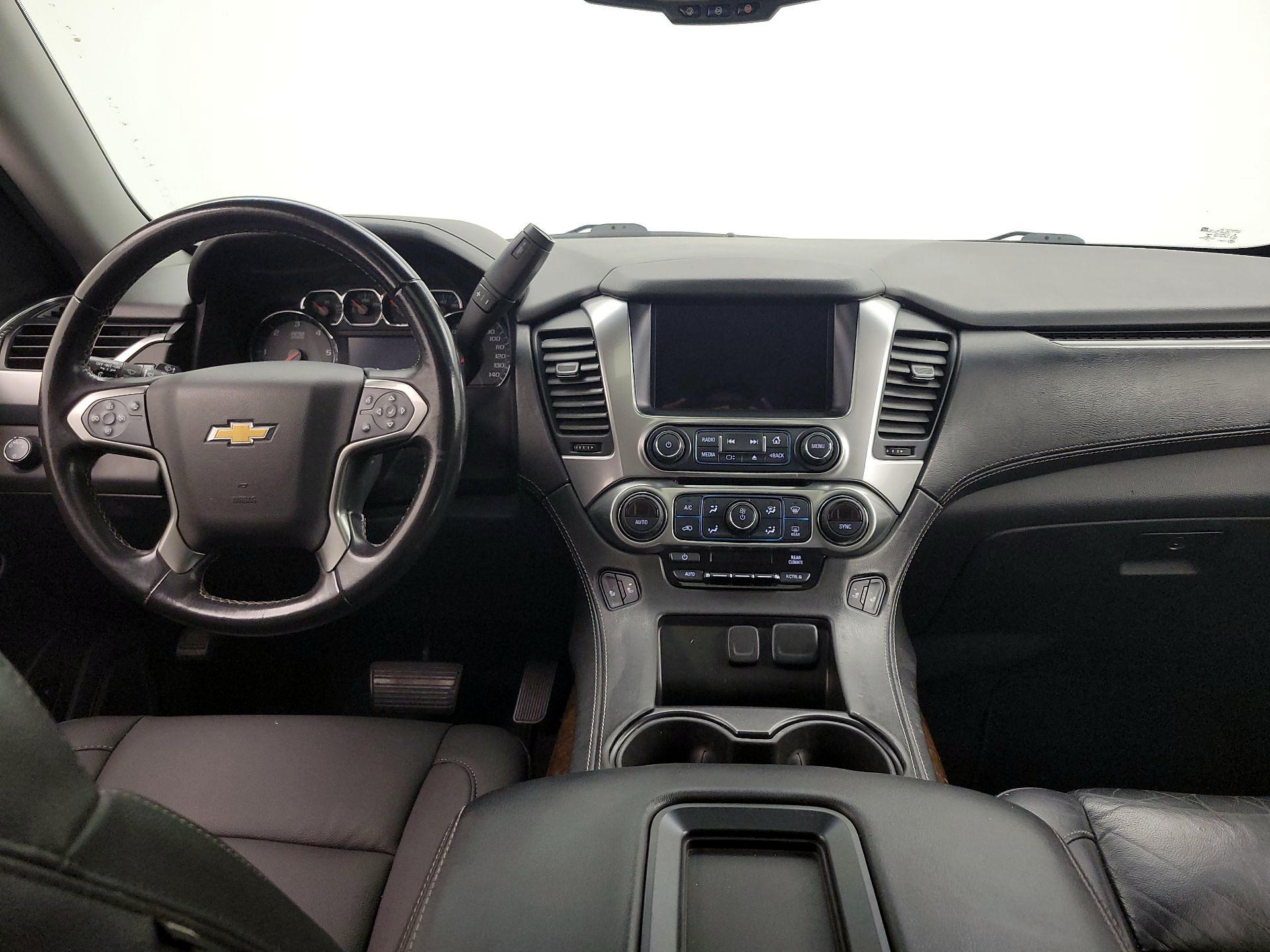 Thumbnail: 2019 Chevrolet Suburban - 9