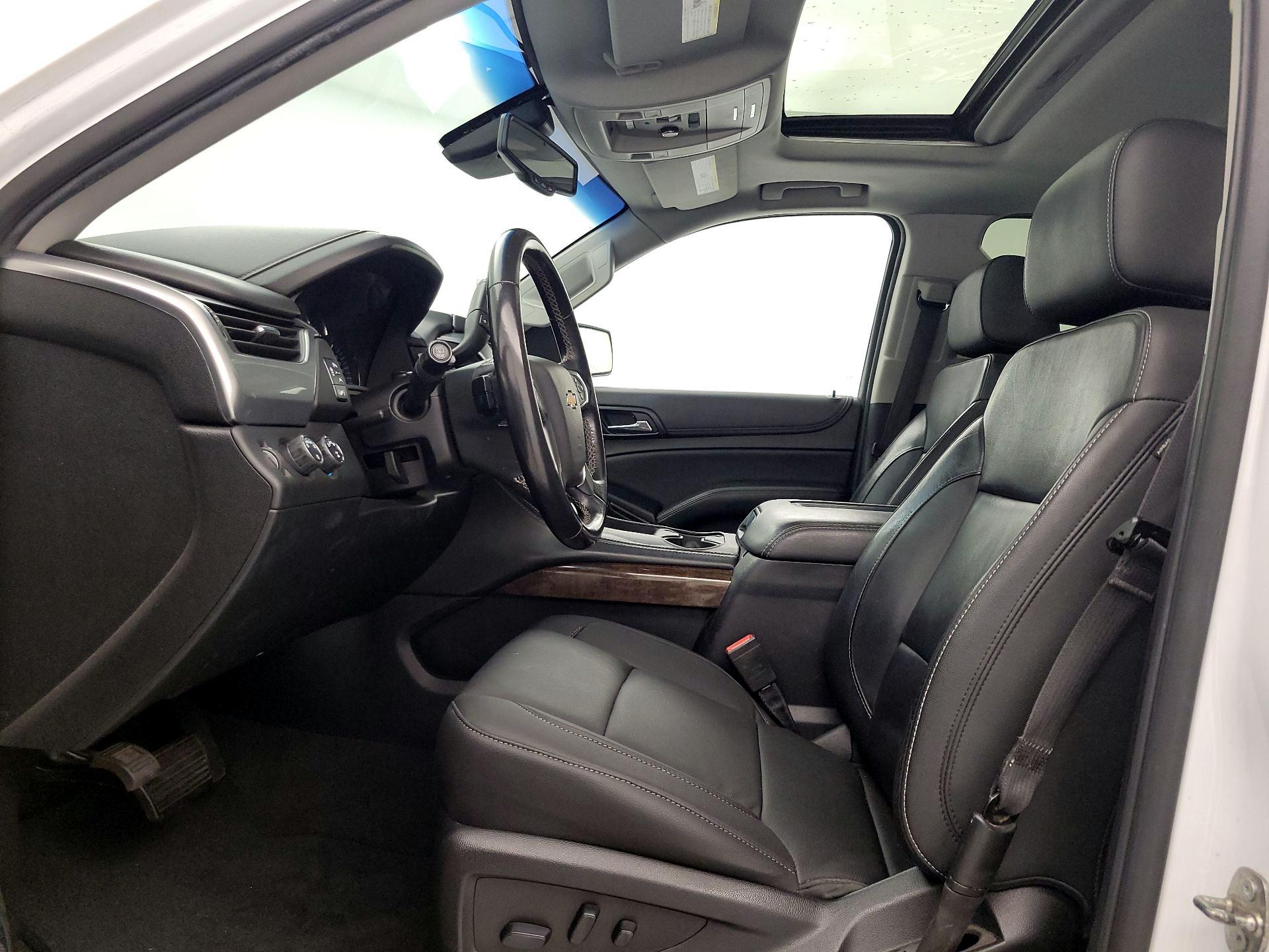 Thumbnail: 2019 Chevrolet Suburban - 11