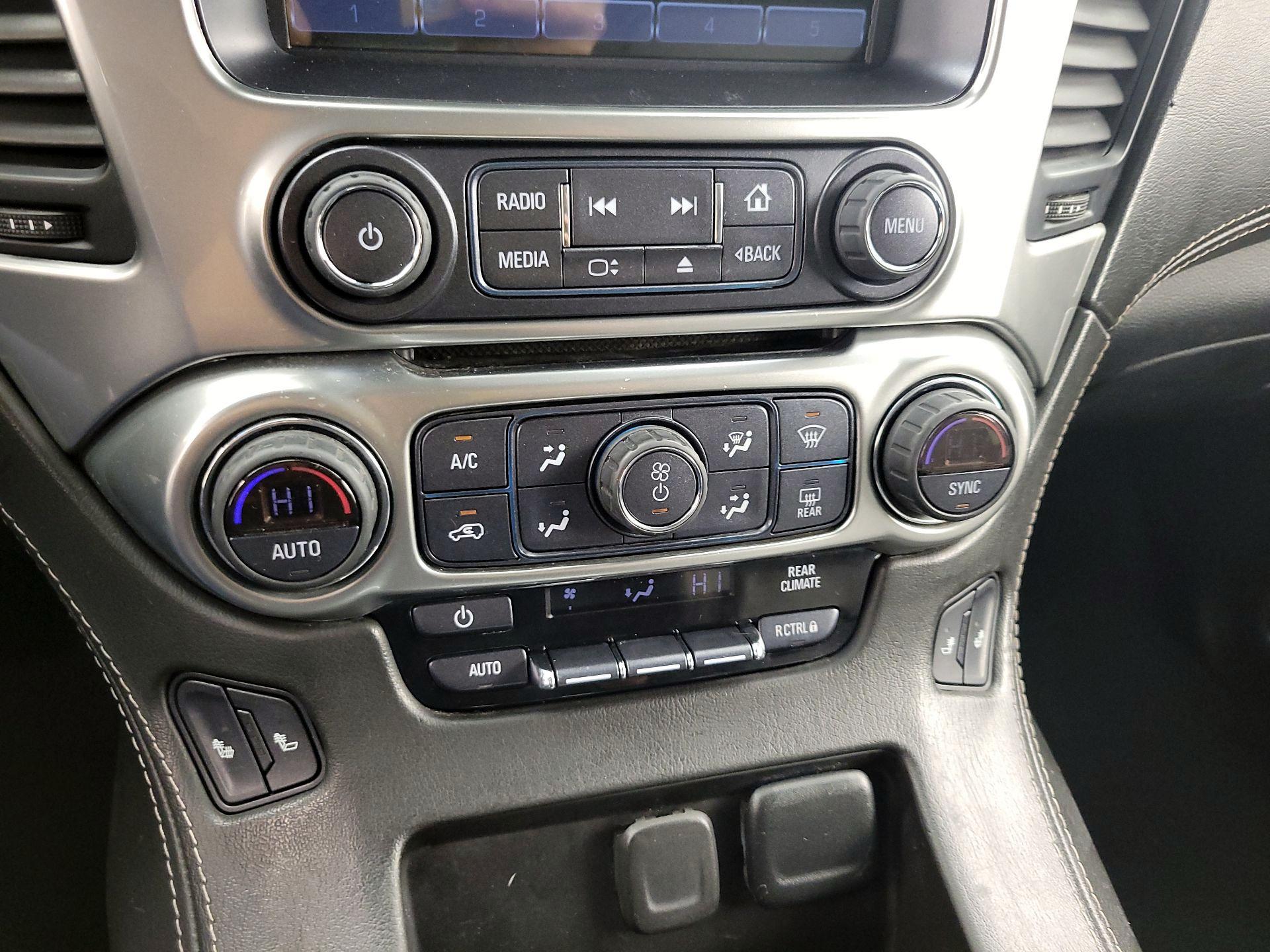 Thumbnail: 2019 Chevrolet Suburban - 17