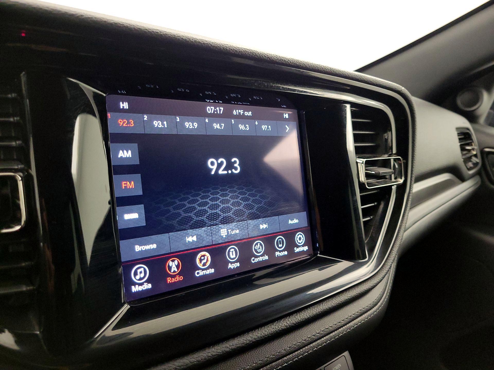 Thumbnail: 2022 Dodge Durango - 15