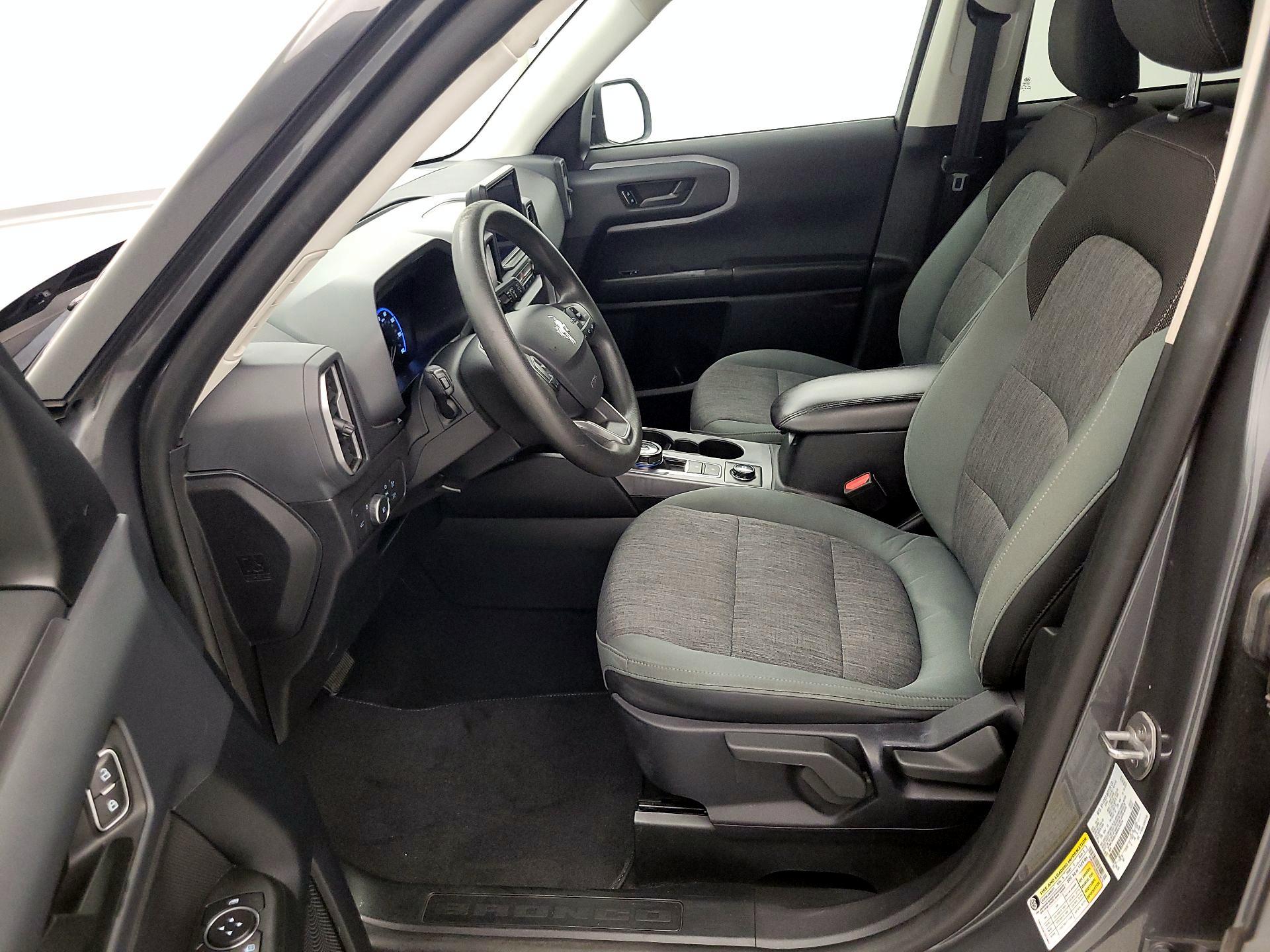 Thumbnail: 2021 Ford Bronco Sport - 11