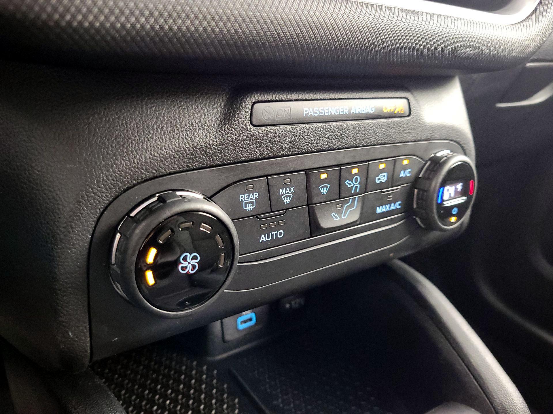 Thumbnail: 2021 Ford Bronco Sport - 16