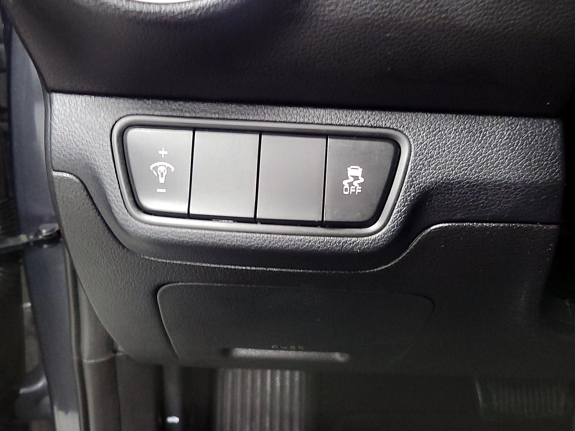 Thumbnail: 2023 Kia Forte - 13