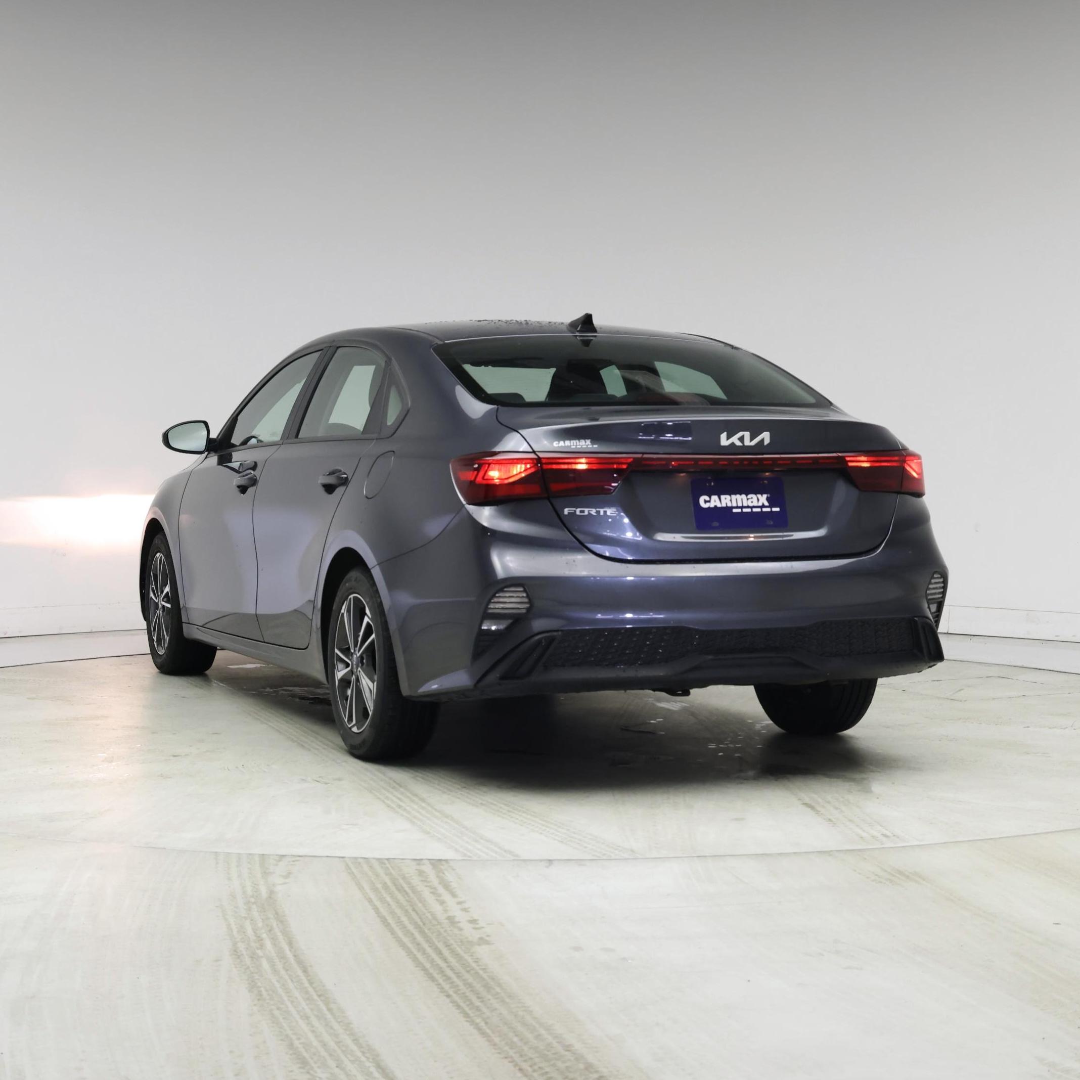 Thumbnail: 2023 Kia Forte - 2