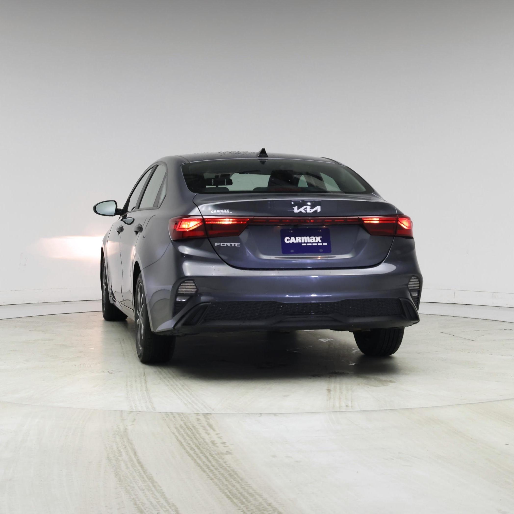 Thumbnail: 2023 Kia Forte - 6