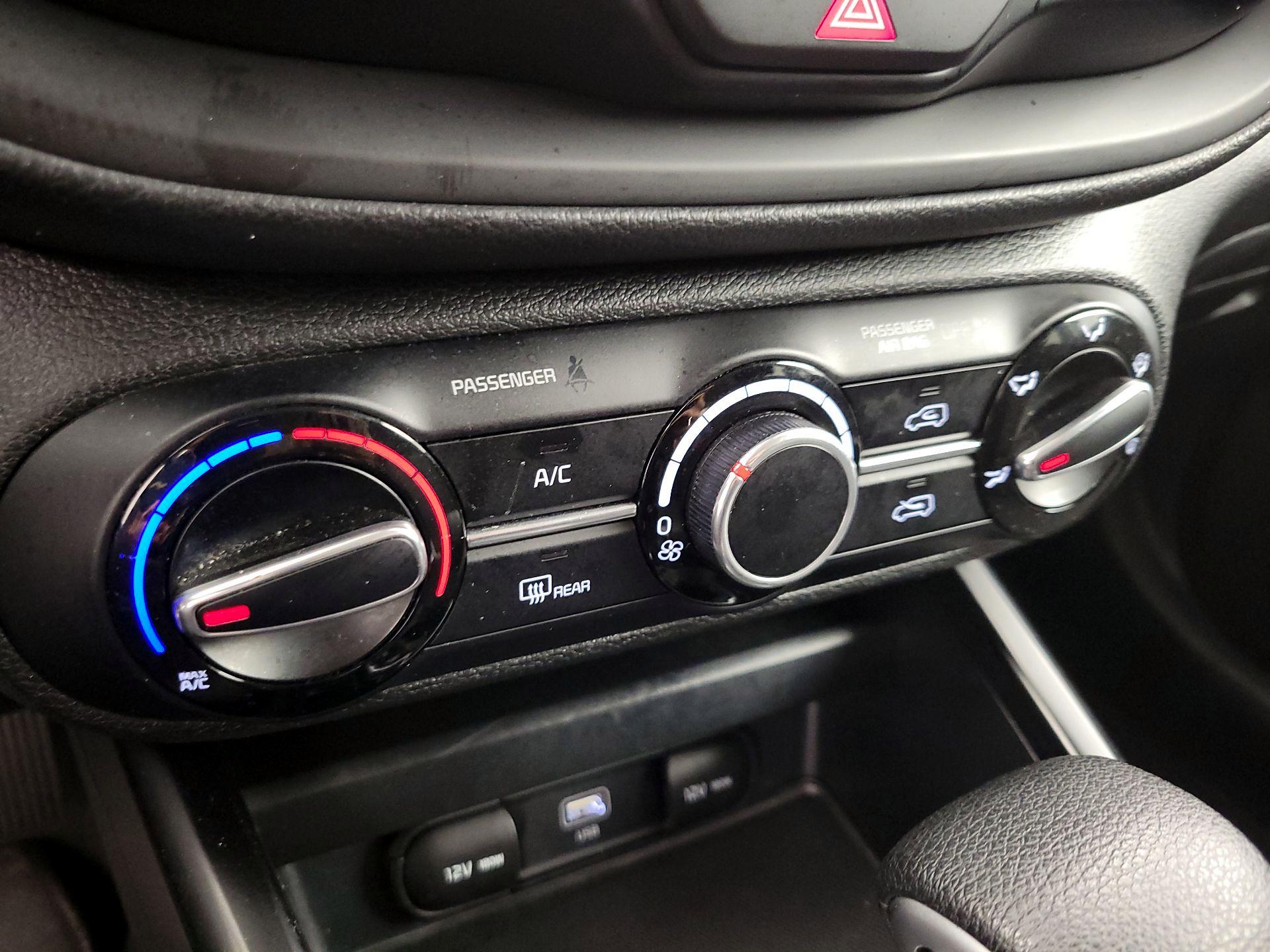 Thumbnail: 2023 Kia Soul - 16