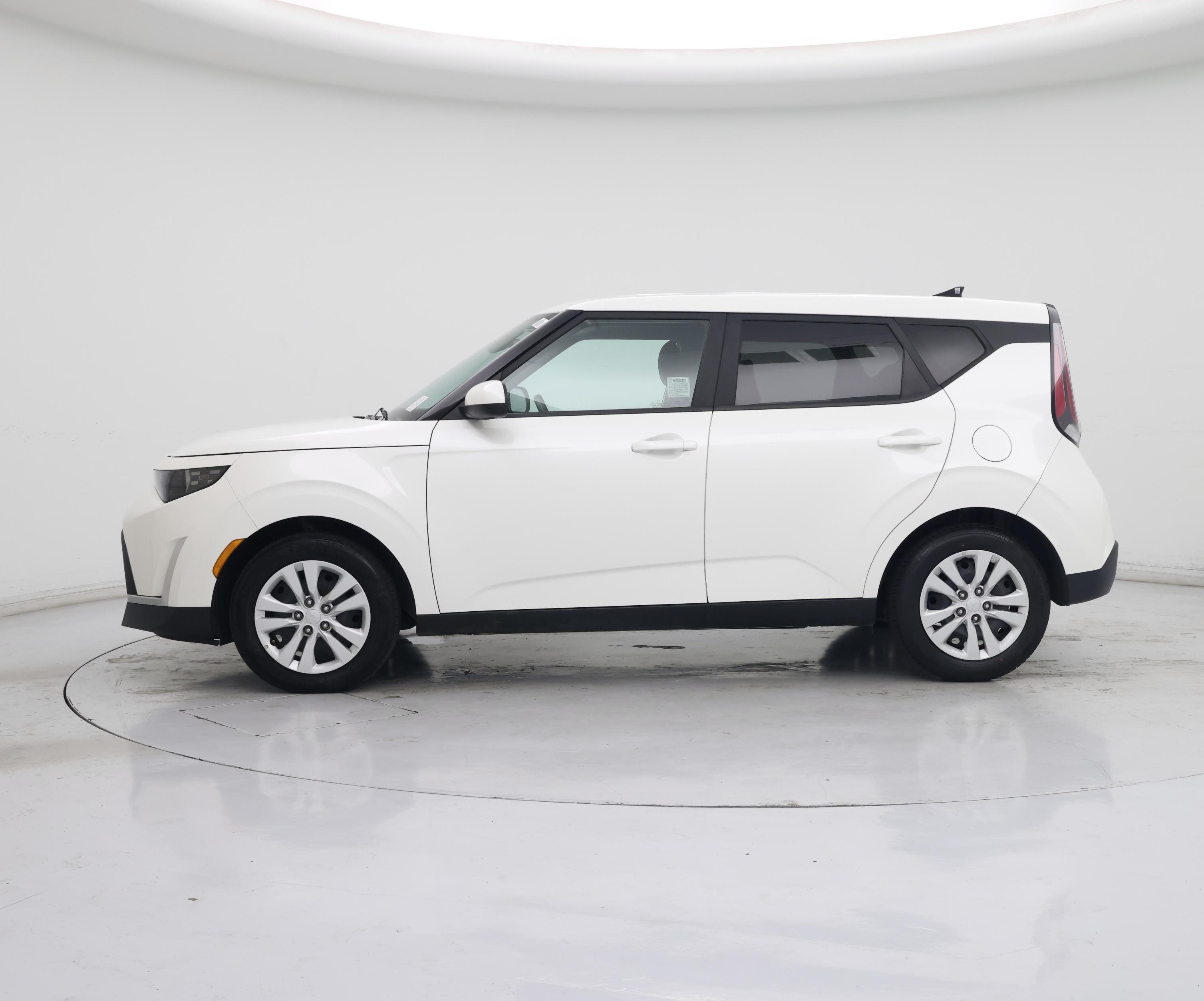 Thumbnail: 2023 Kia Soul - 3