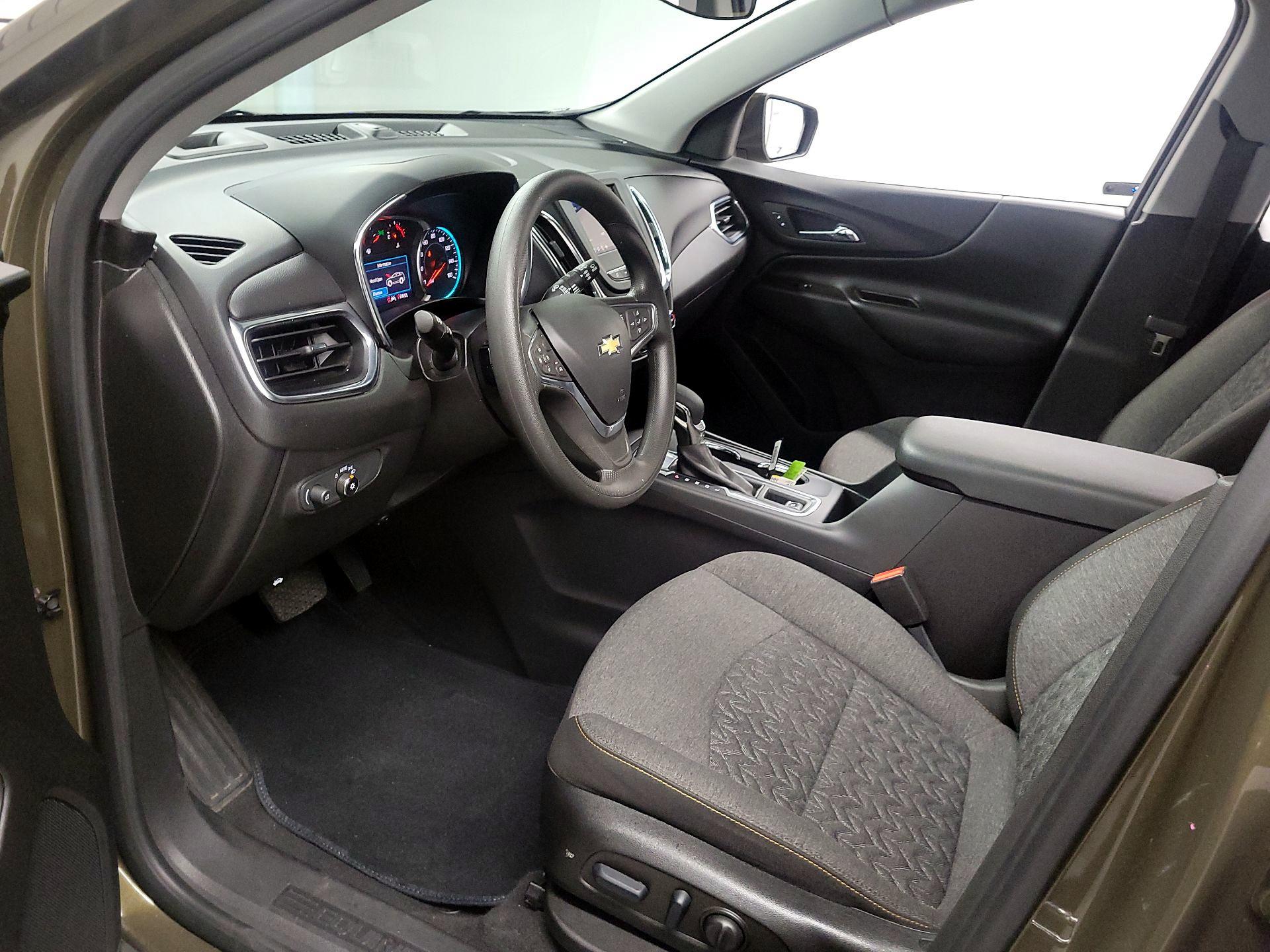Thumbnail: 2023 Chevrolet Equinox - 17