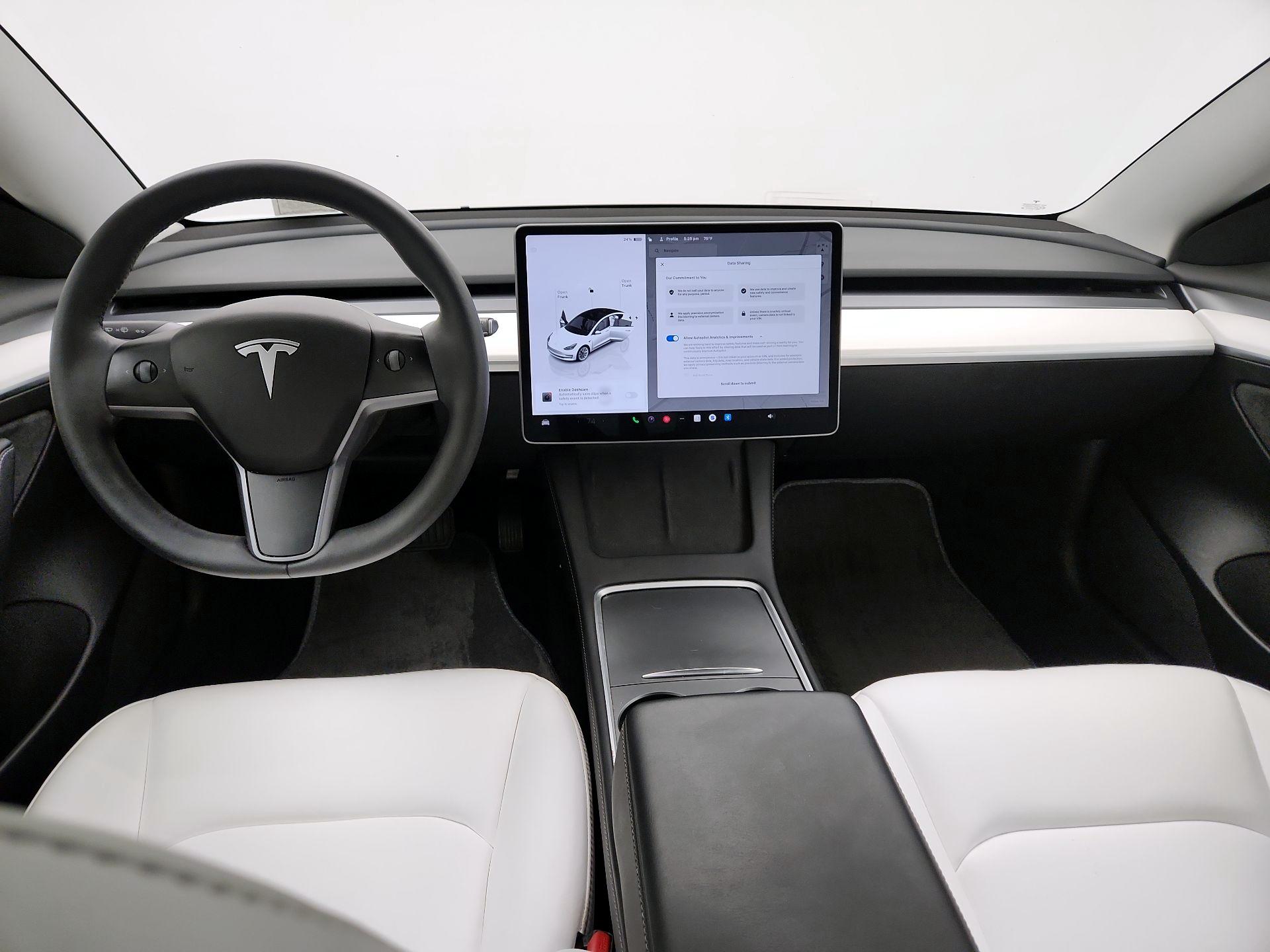Thumbnail: 2022 Tesla Model 3 - 9