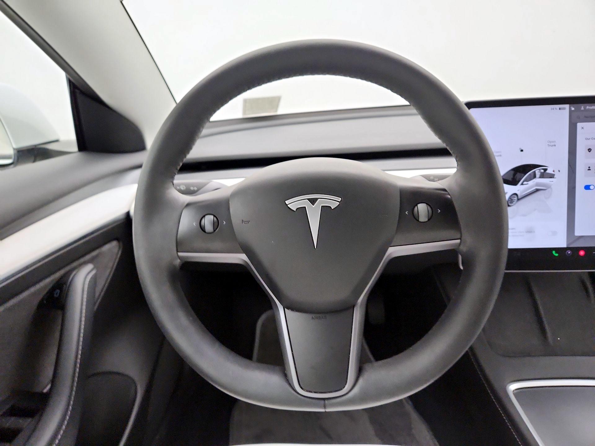 Thumbnail: 2022 Tesla Model 3 - 10