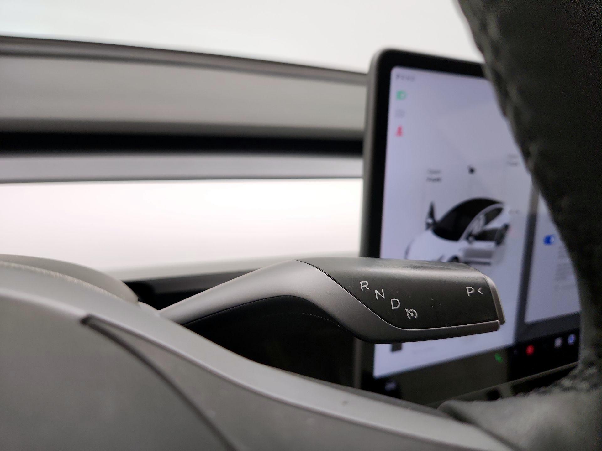 Thumbnail: 2022 Tesla Model 3 - 17