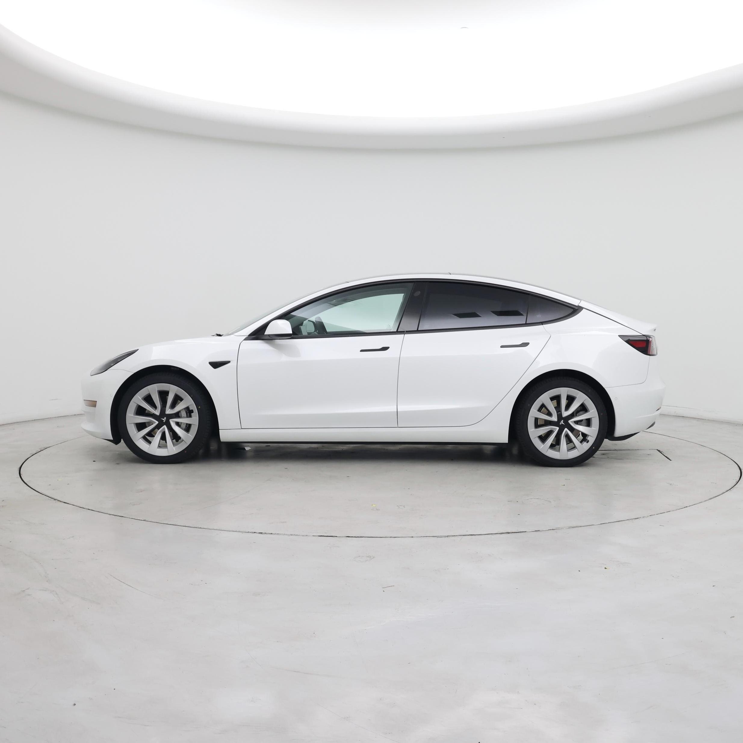 Thumbnail: 2022 Tesla Model 3 - 3