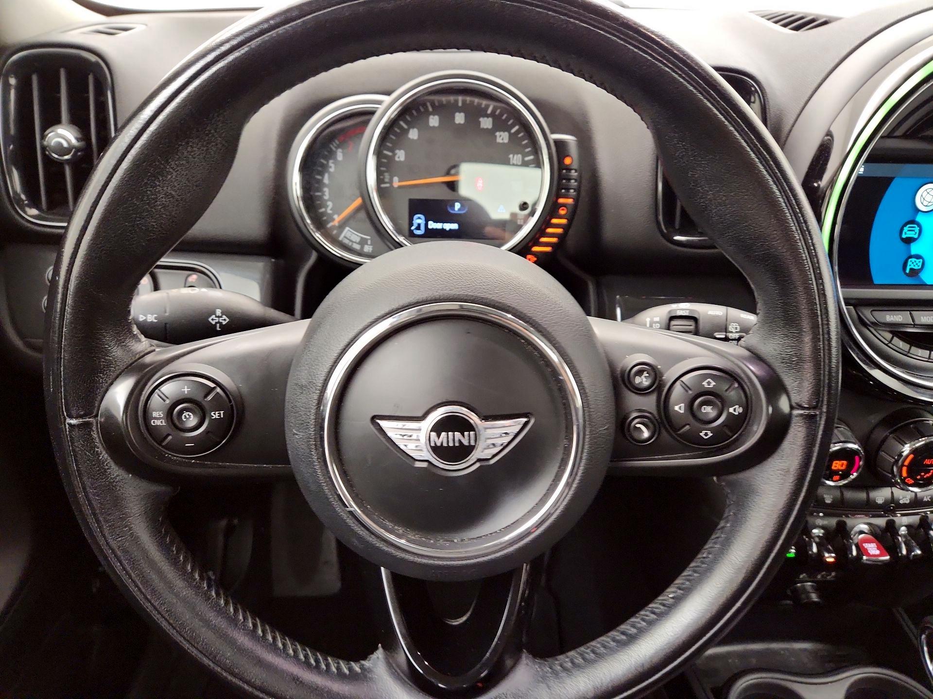 Thumbnail: 2017 MINI Cooper Countryman - 10