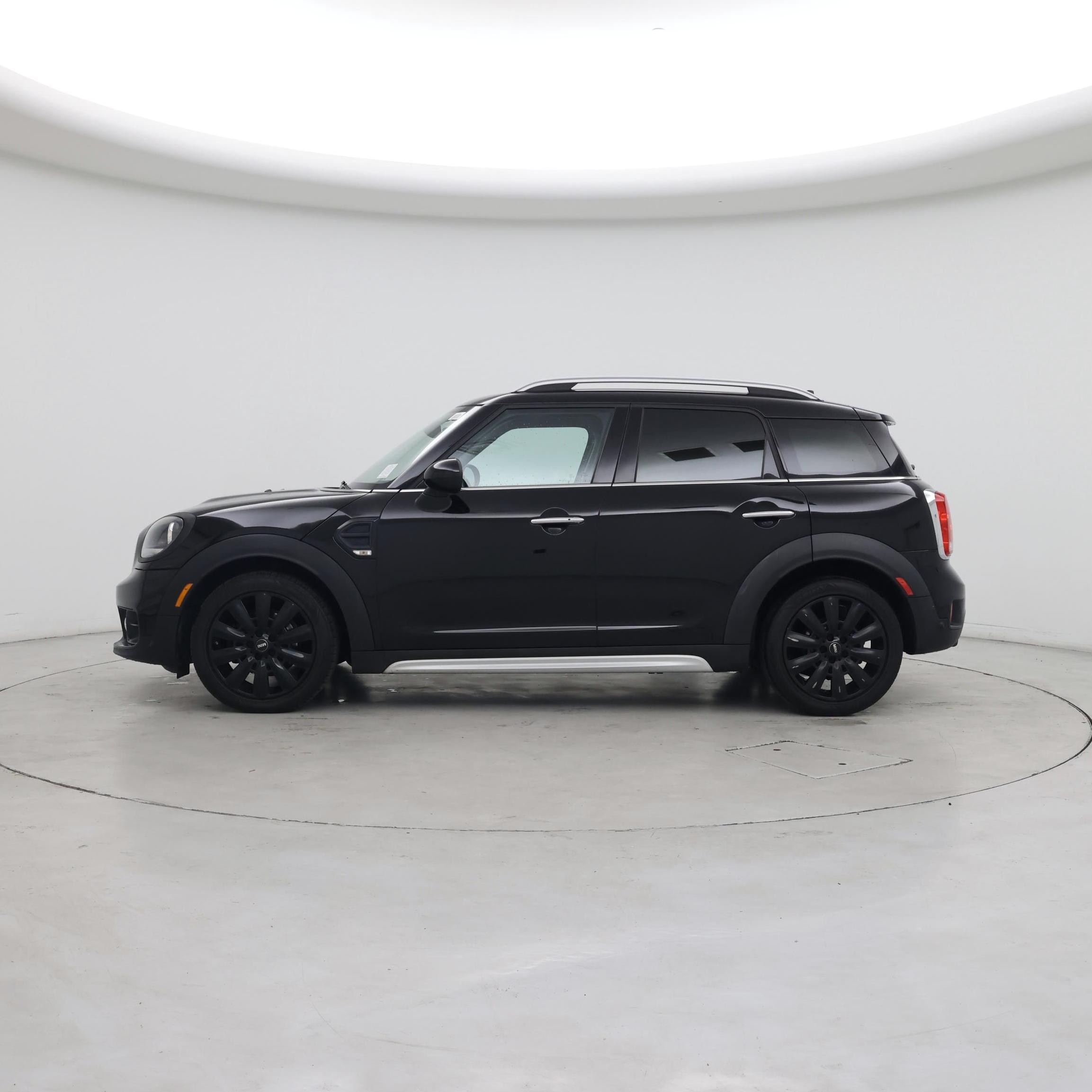 Thumbnail: 2017 MINI Cooper Countryman - 3