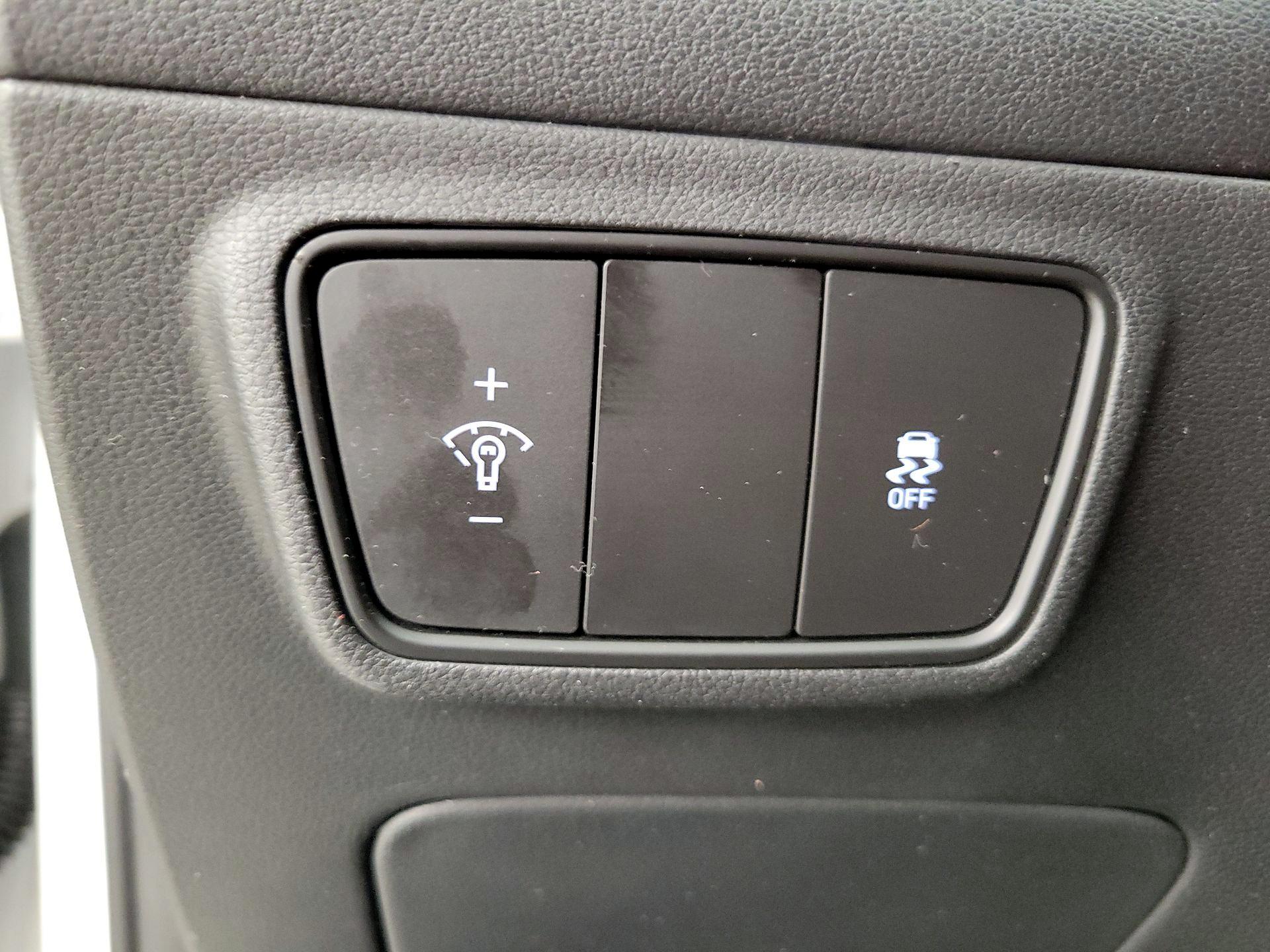 Thumbnail: 2022 Hyundai Tucson - 13