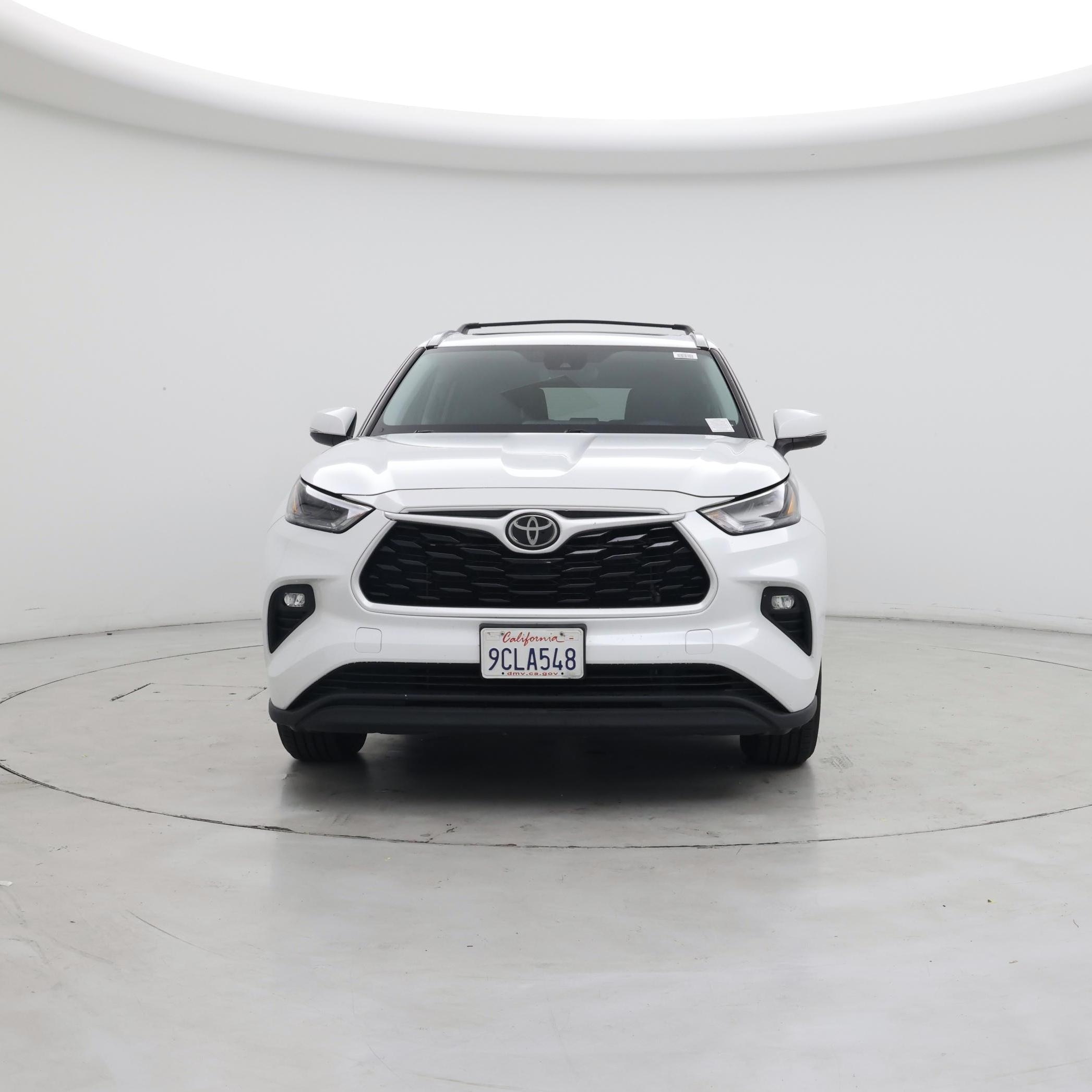 Thumbnail: 2022 Toyota Highlander - 5