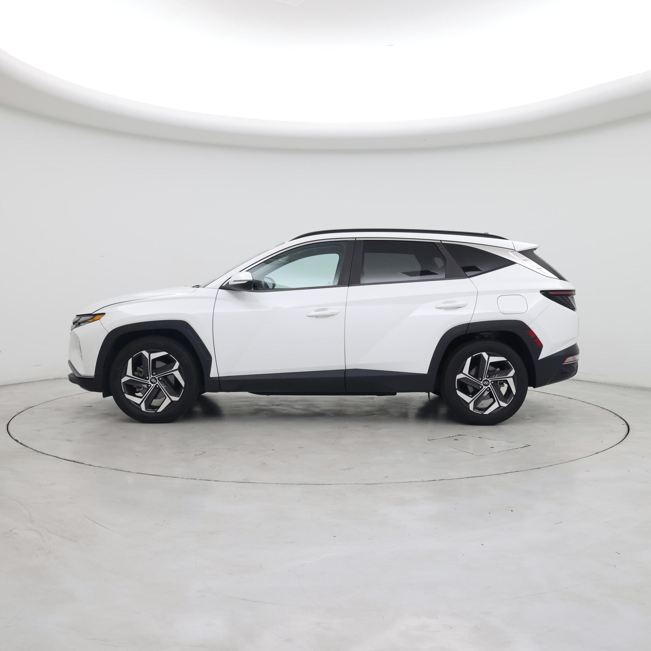 Thumbnail: 2022 Hyundai Tucson - 3