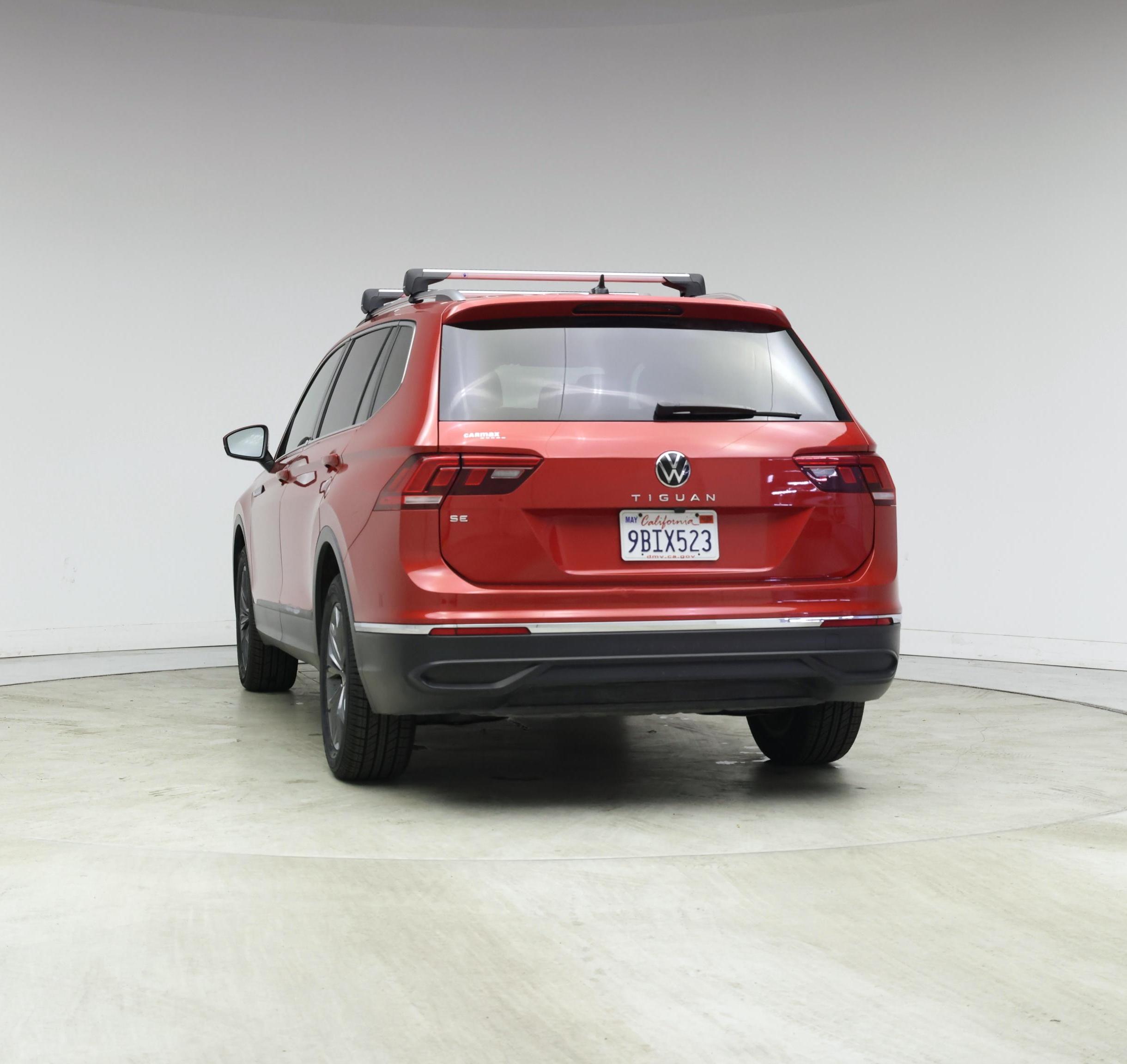 Thumbnail: 2022 Volkswagen Tiguan - 6