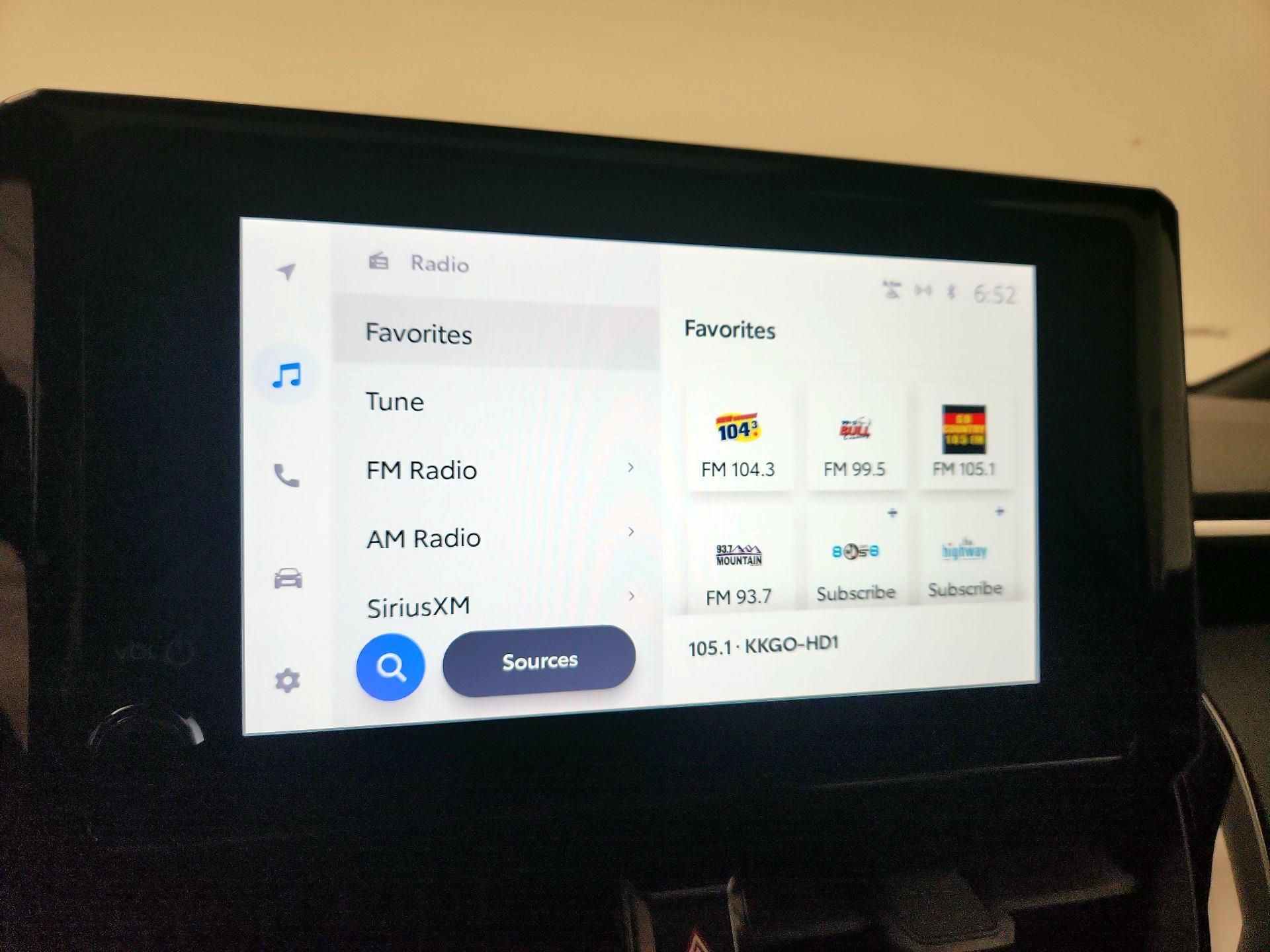 Thumbnail: 2023 Toyota Corolla - 15
