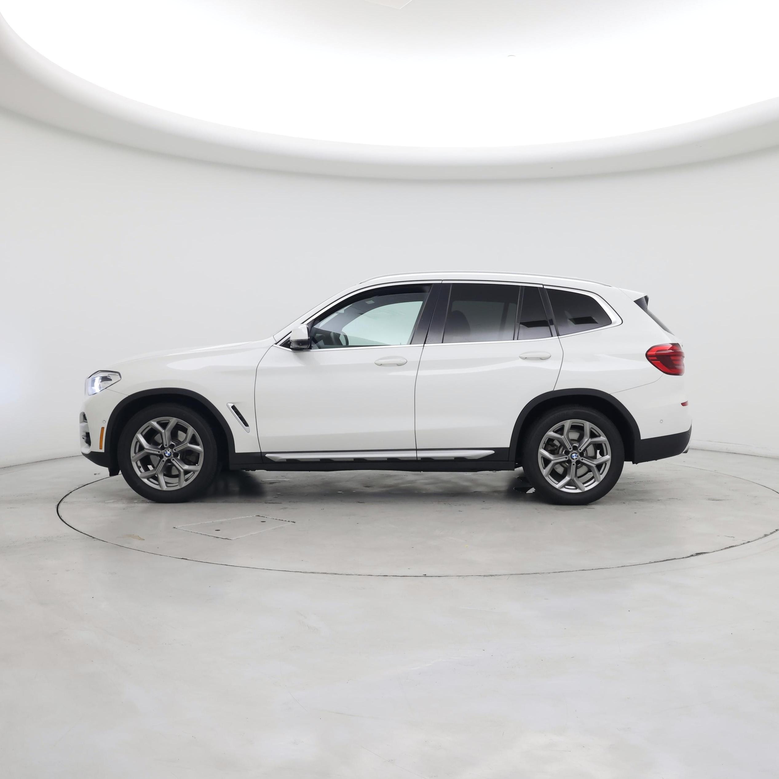 Thumbnail: 2021 BMW X3 - 3