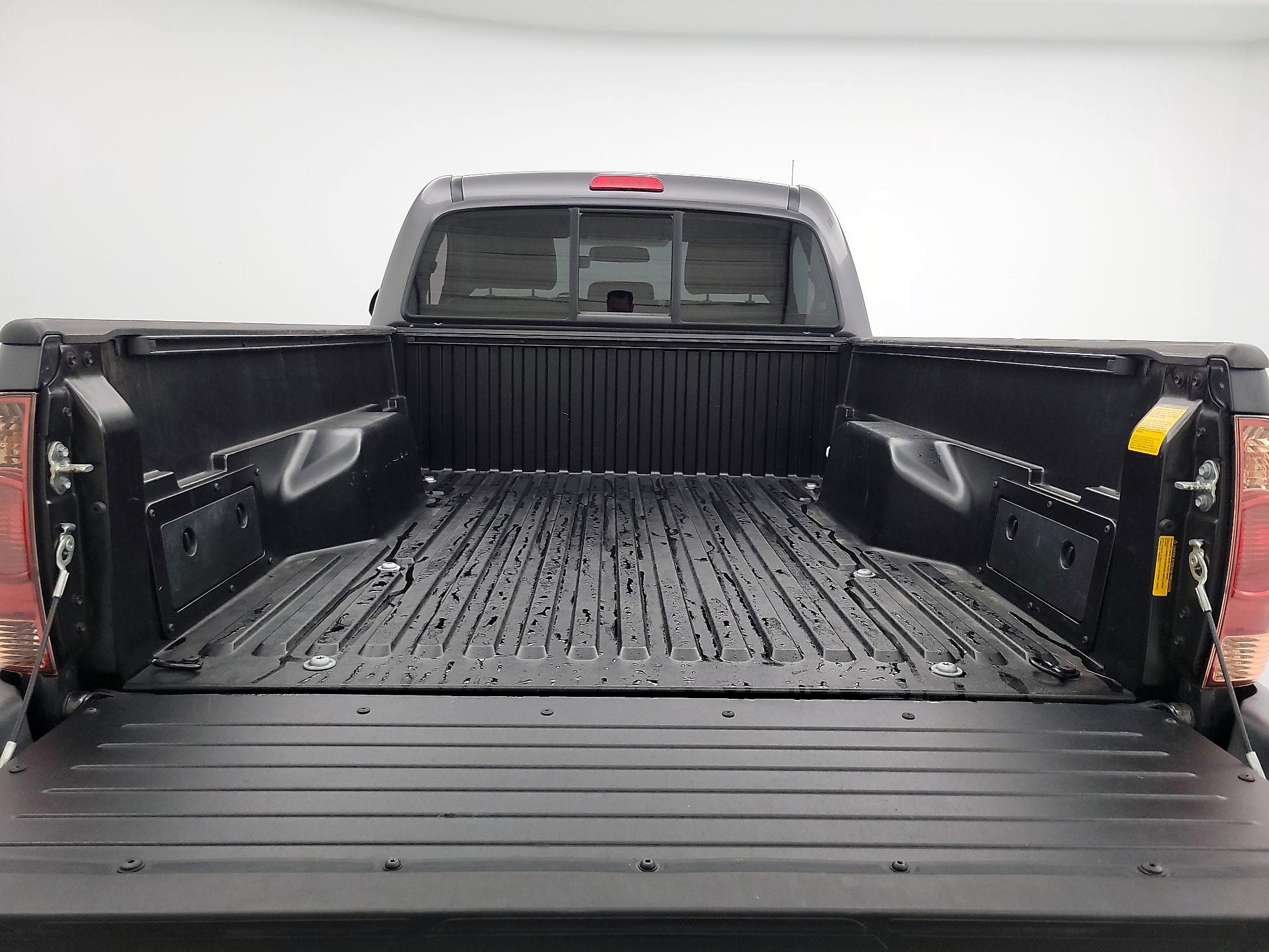 Thumbnail: 2014 Toyota Tacoma - 18