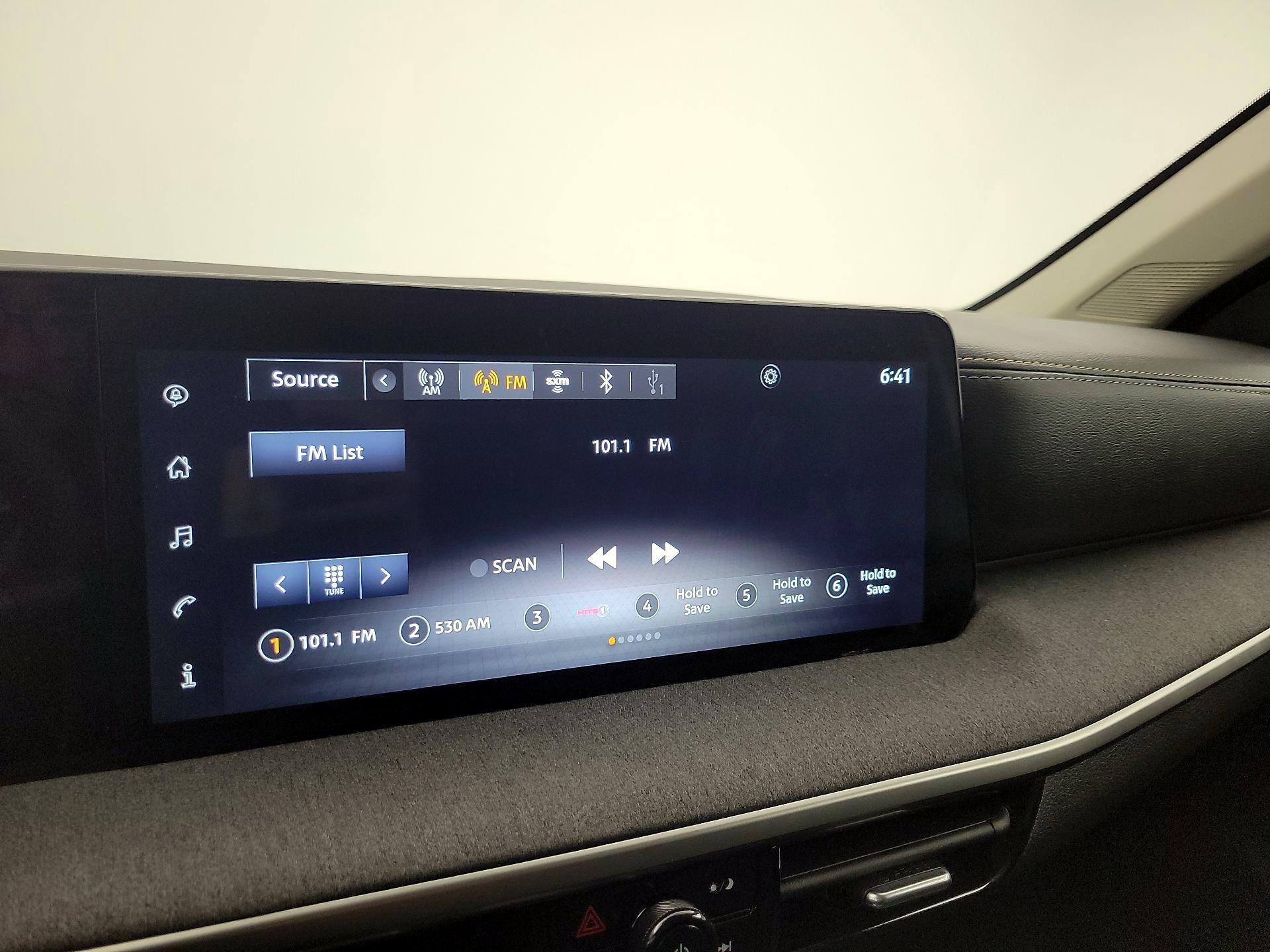 Thumbnail: 2025 Nissan Kicks - 14