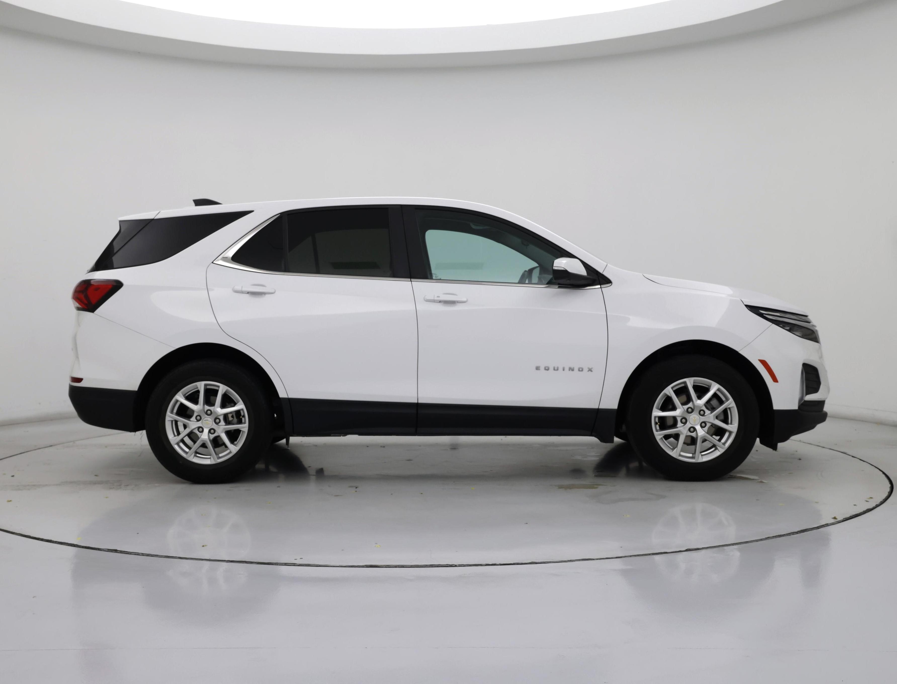 Thumbnail: 2022 Chevrolet Equinox - 7