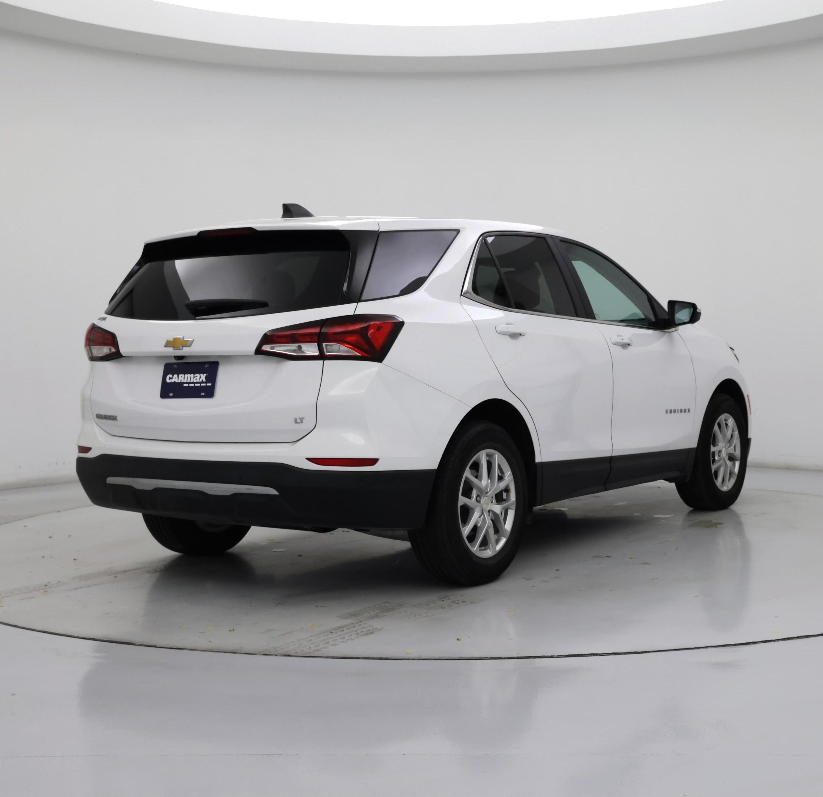 Thumbnail: 2022 Chevrolet Equinox - 8