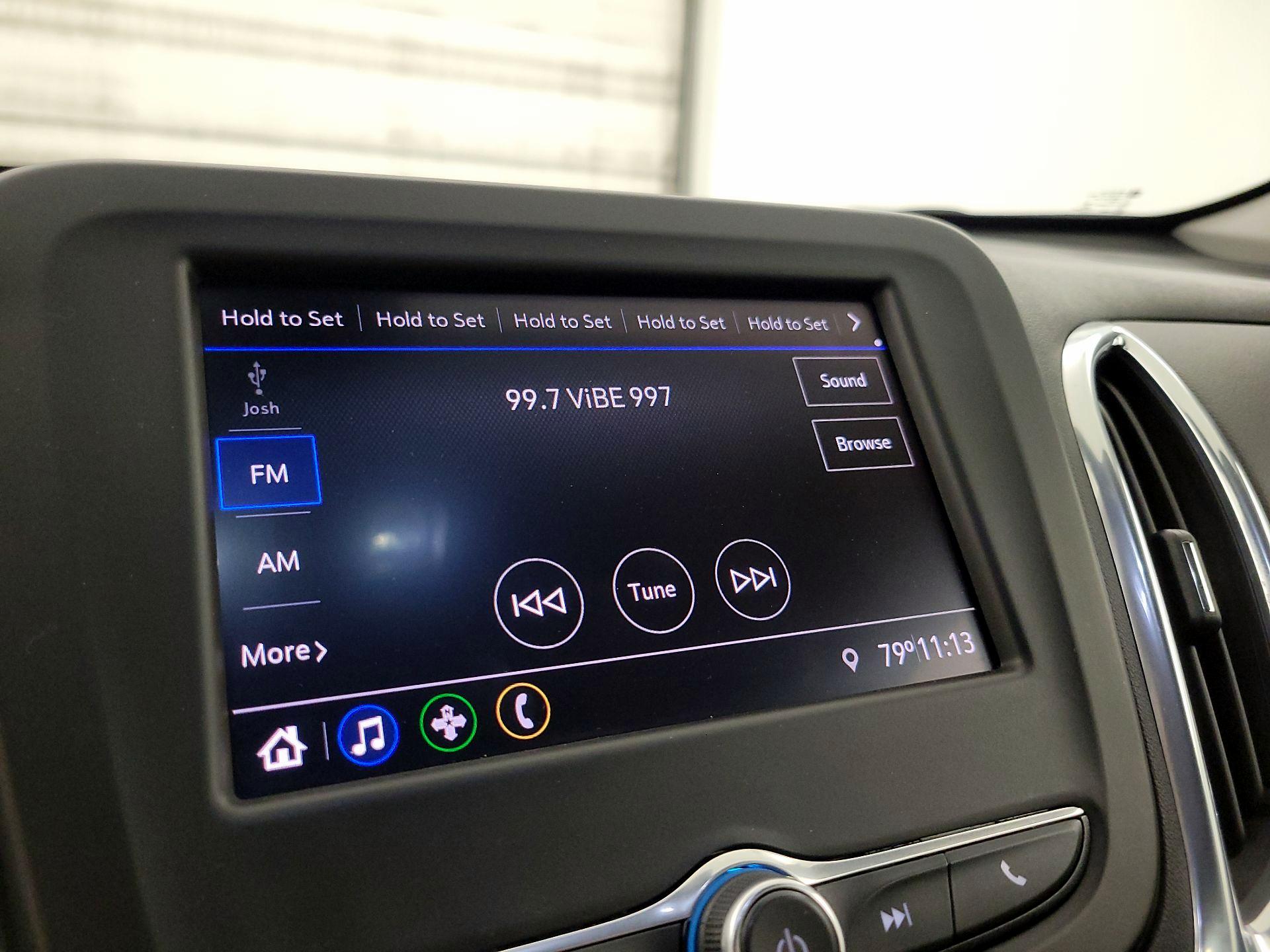 Thumbnail: 2021 Chevrolet Equinox - 15