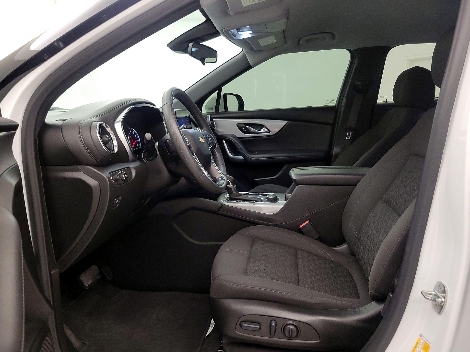 Thumbnail: 2022 Chevrolet Blazer - 11