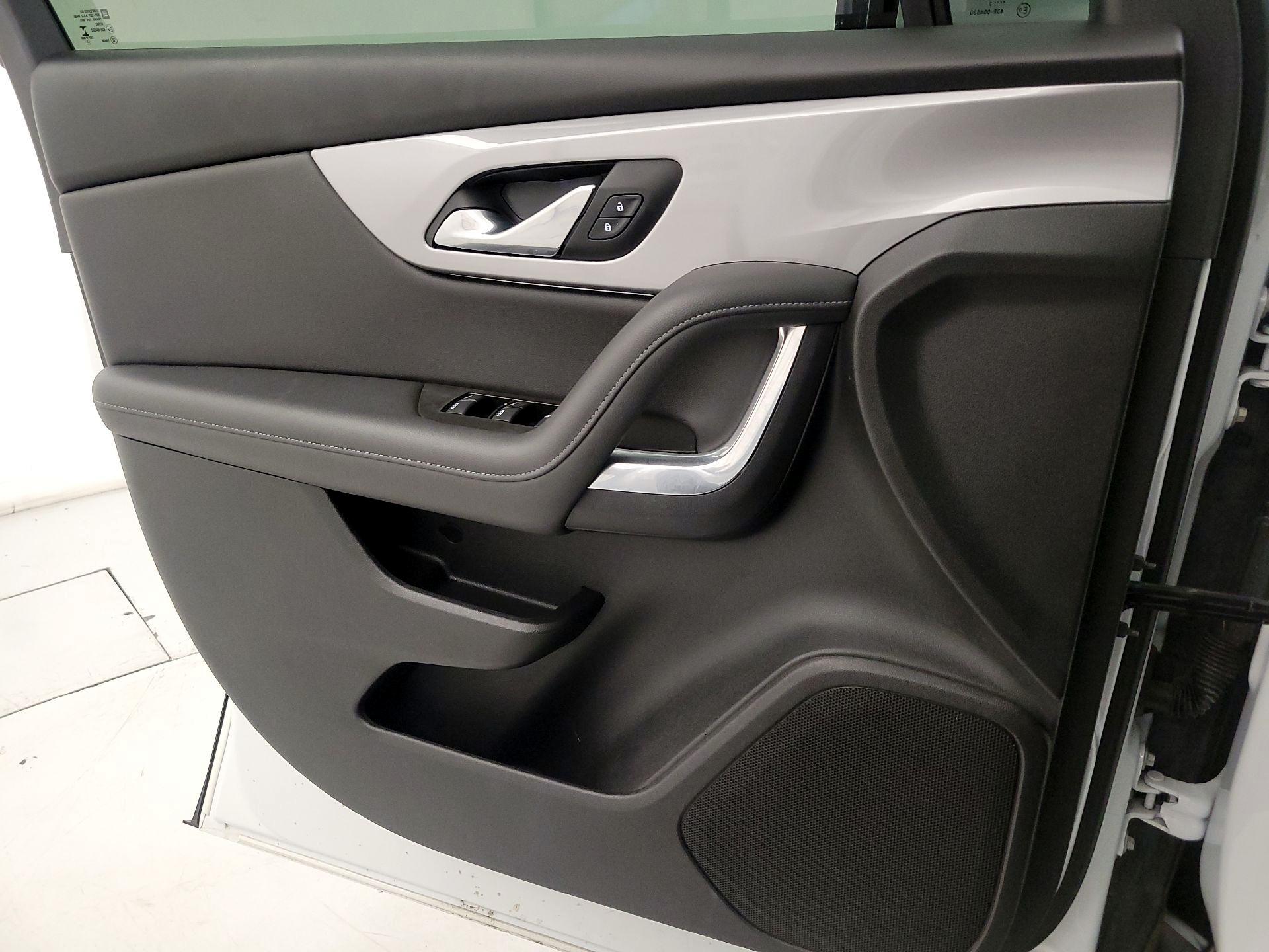 Thumbnail: 2022 Chevrolet Blazer - 12