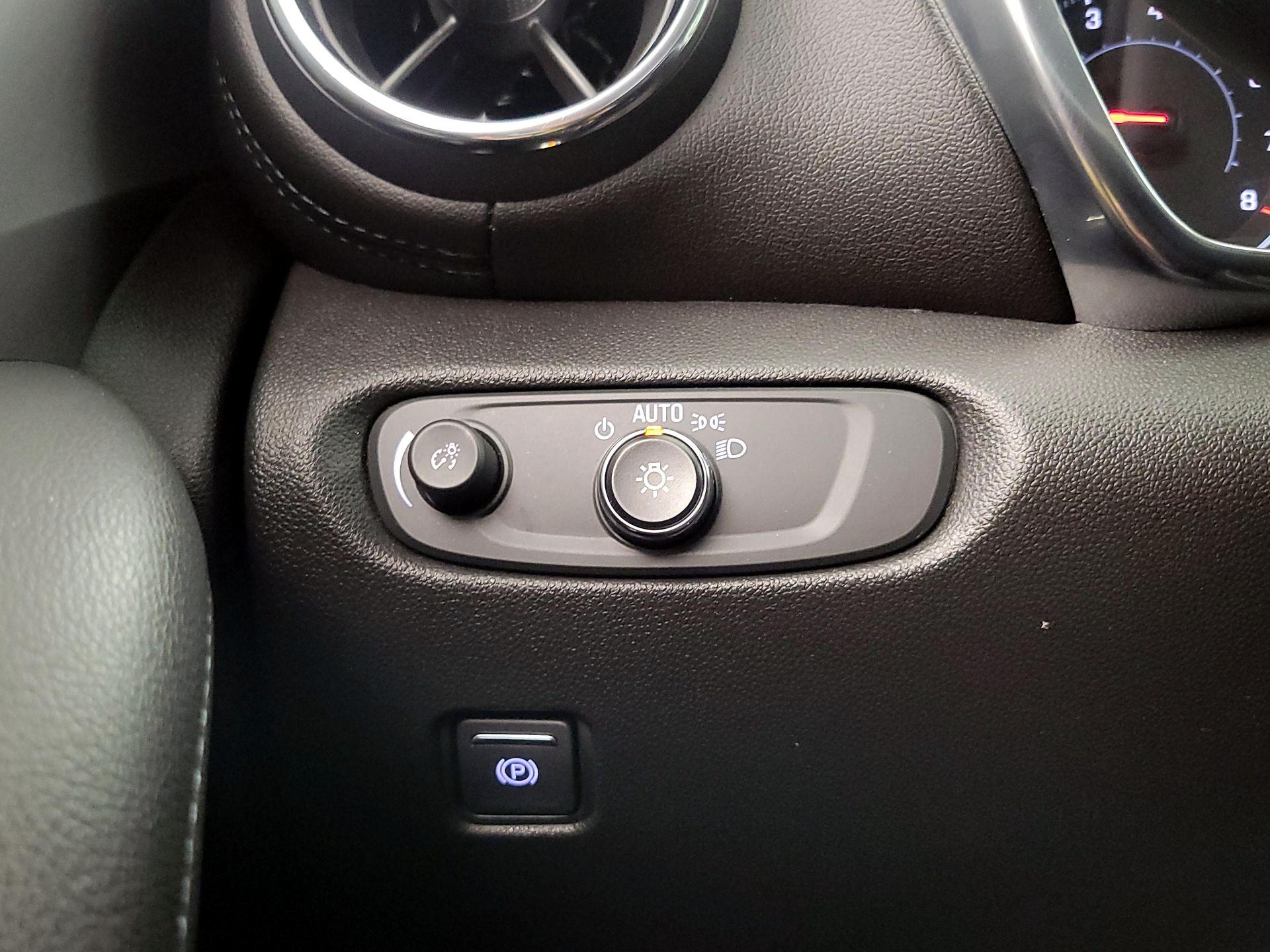 Thumbnail: 2022 Chevrolet Blazer - 13