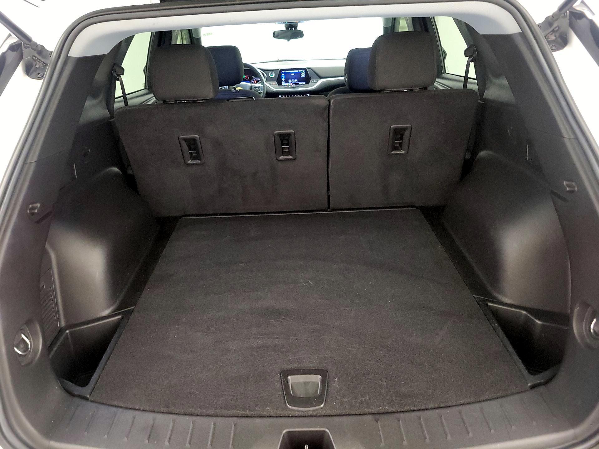 Thumbnail: 2022 Chevrolet Blazer - 20