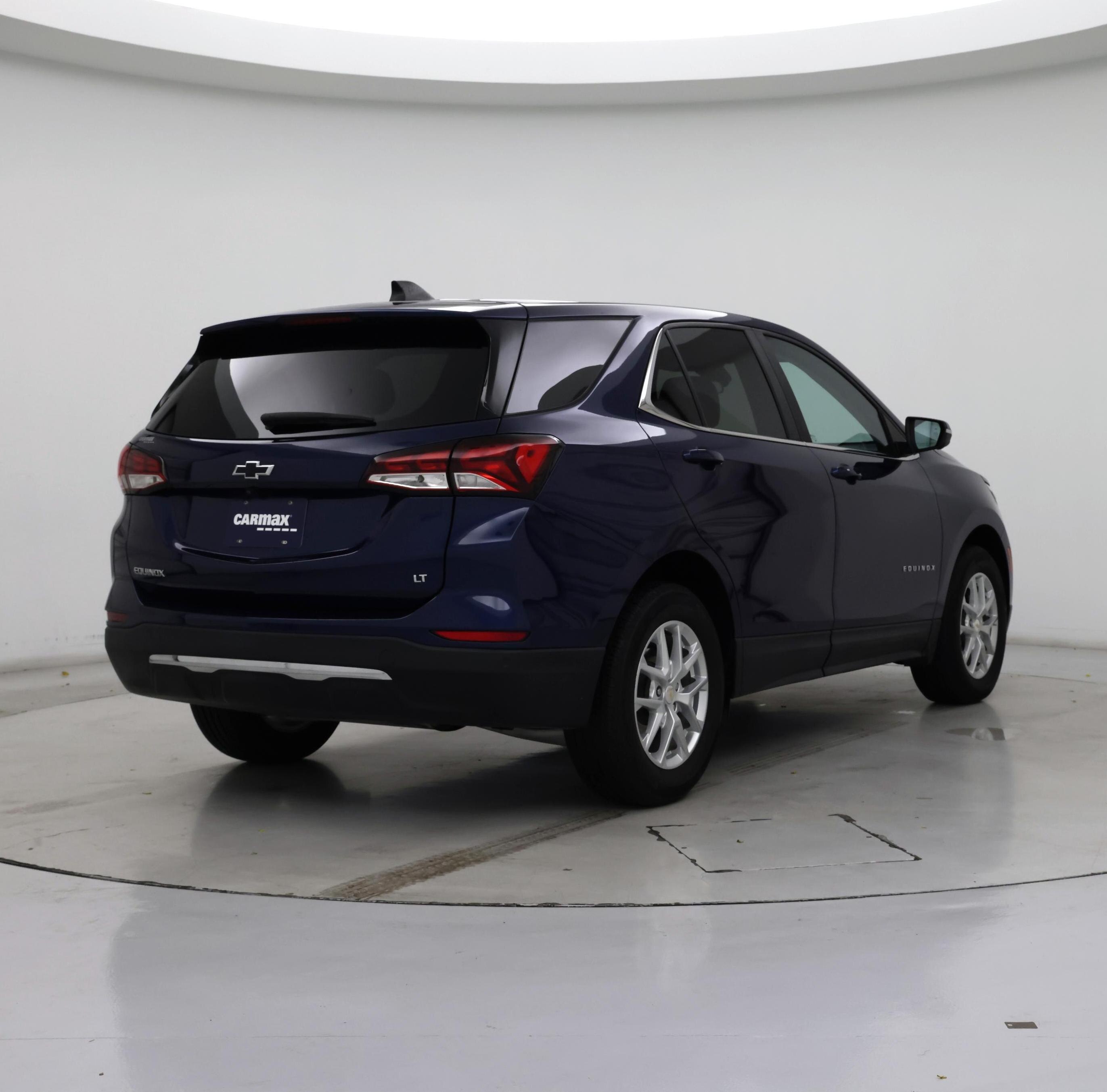 Thumbnail: 2022 Chevrolet Equinox - 8