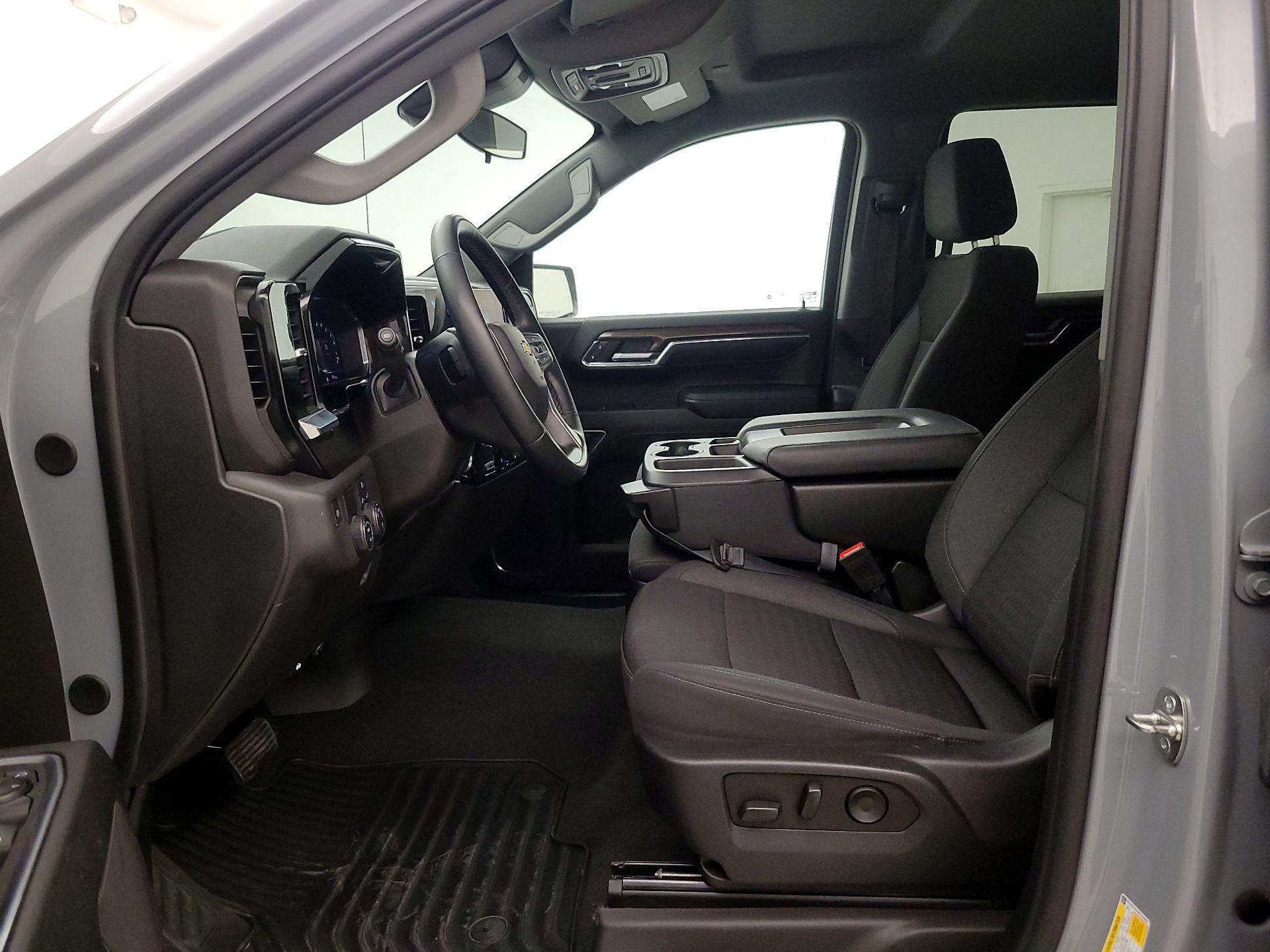 Thumbnail: 2024 Chevrolet Silverado 1500 - 11