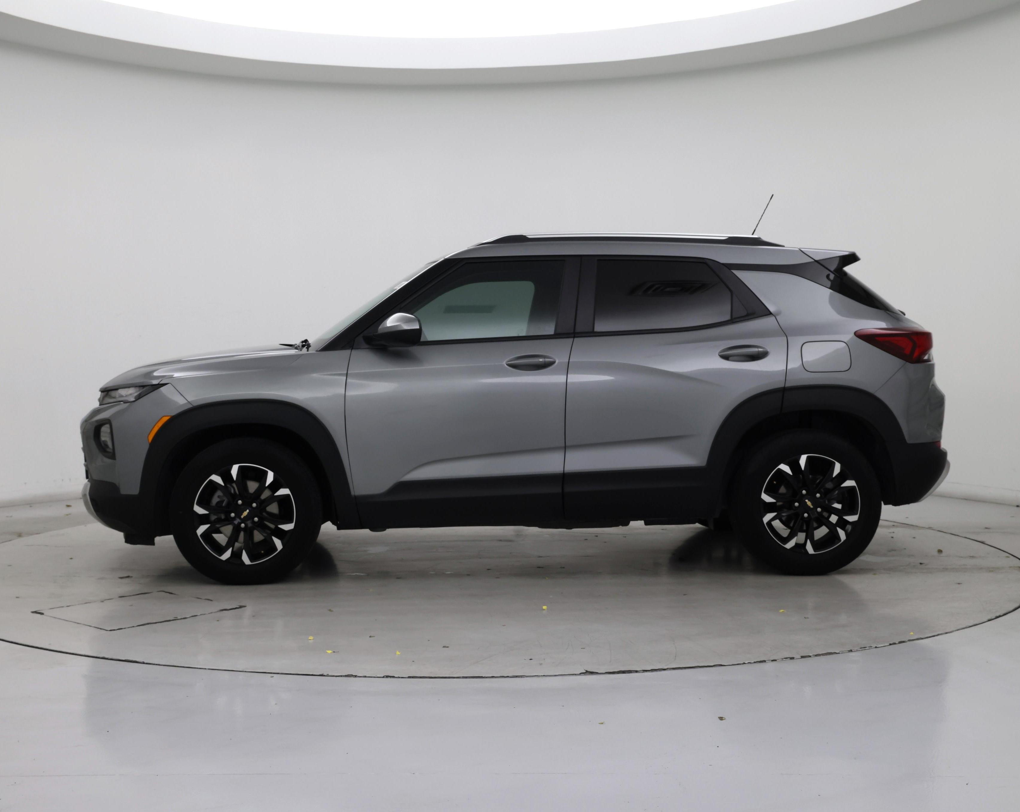 Thumbnail: 2023 Chevrolet TrailBlazer - 3