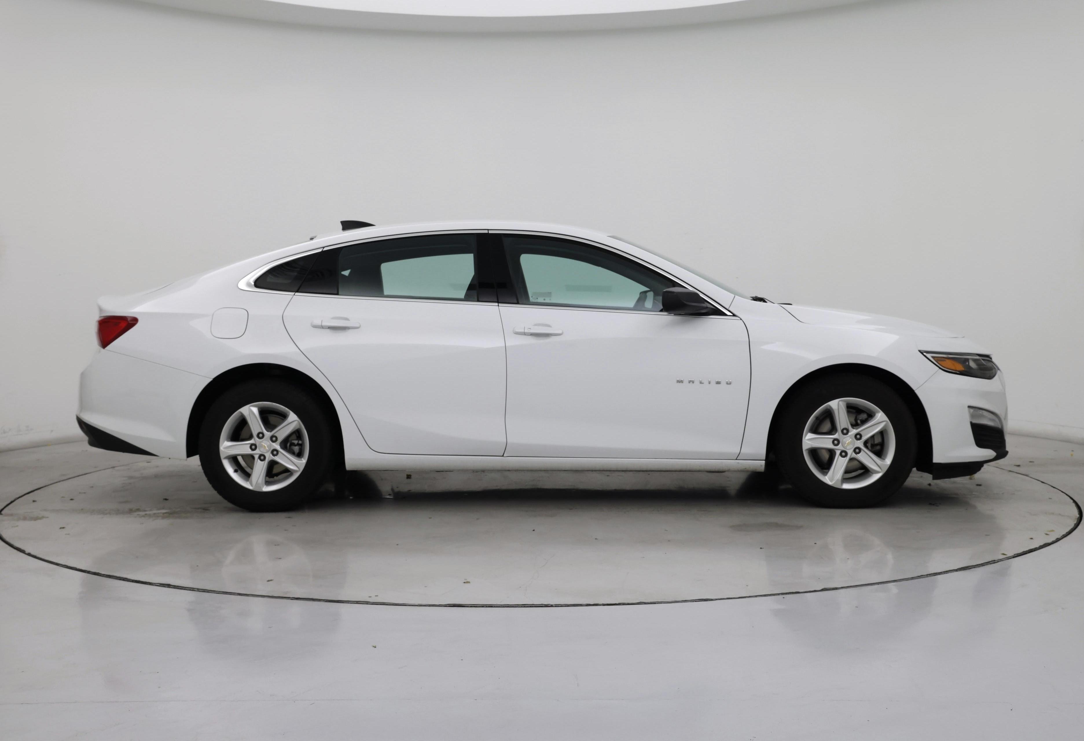 Thumbnail: 2023 Chevrolet Malibu - 7
