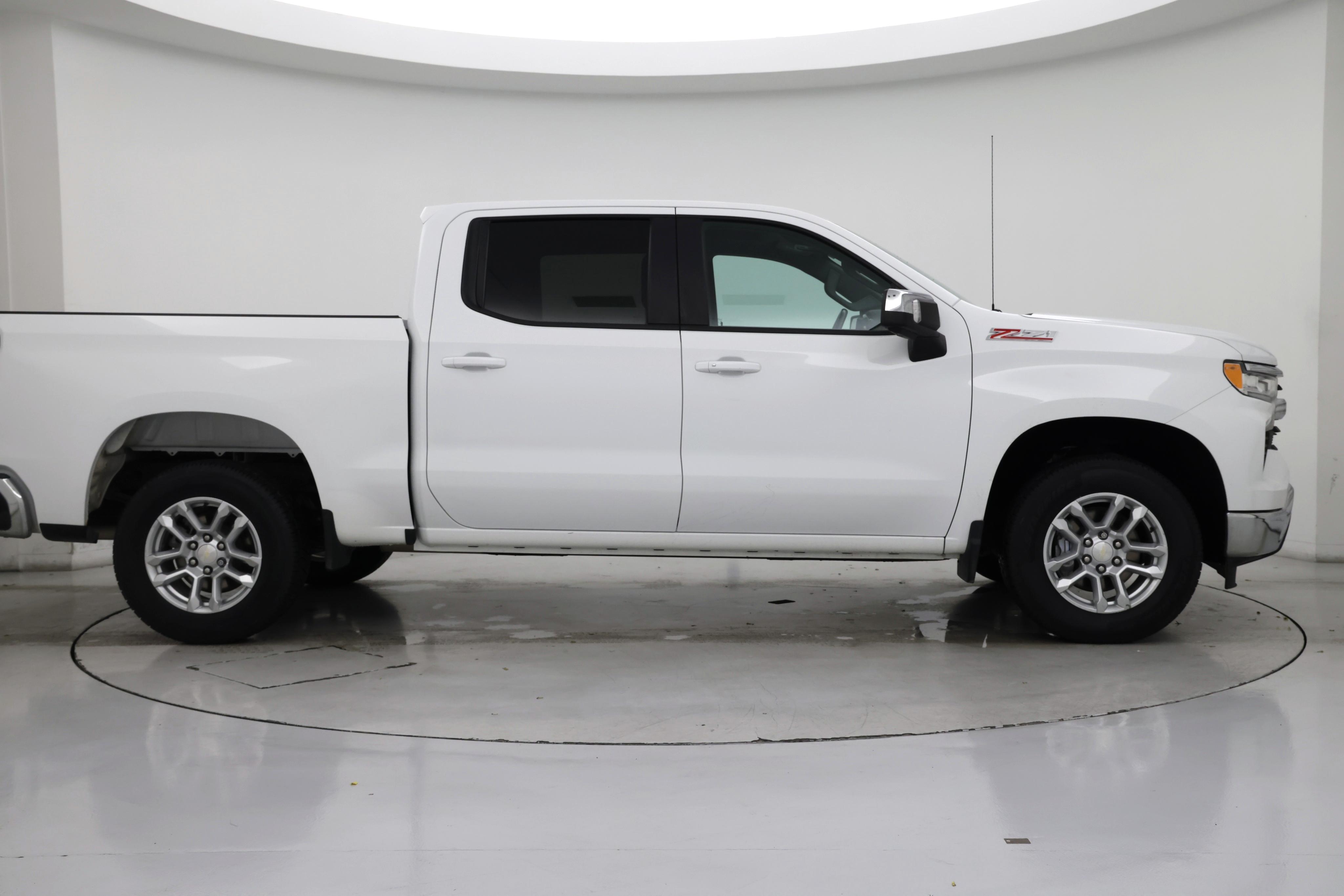 Thumbnail: 2022 Chevrolet Silverado 1500 - 7