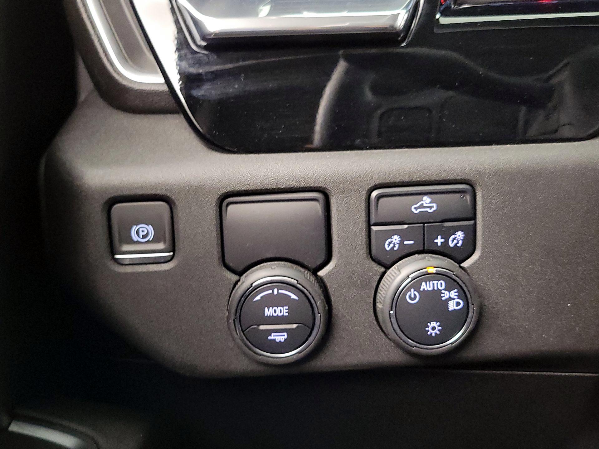 Thumbnail: 2023 Chevrolet Silverado 1500 - 13