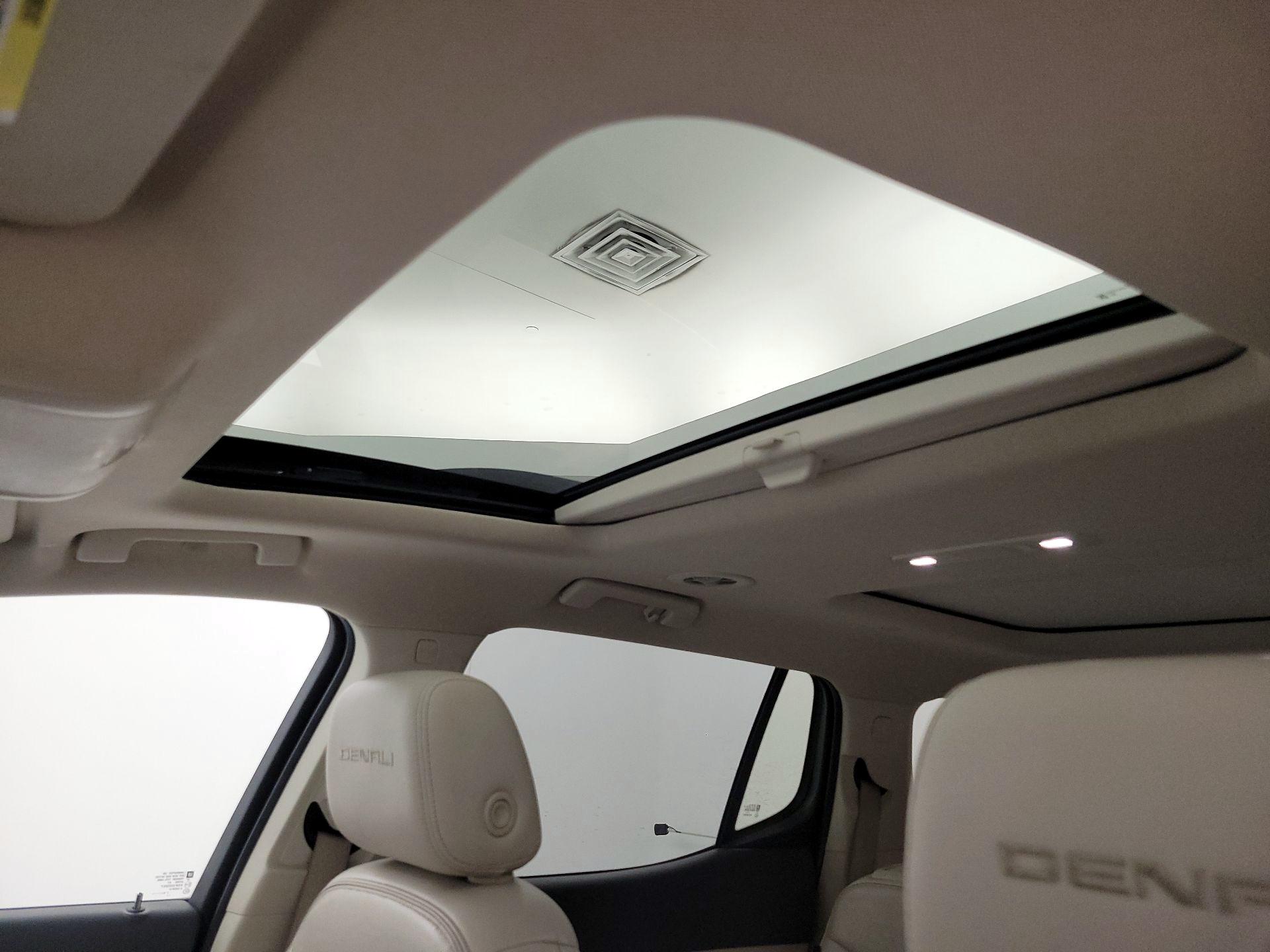 Thumbnail: 2020 GMC Acadia - 20