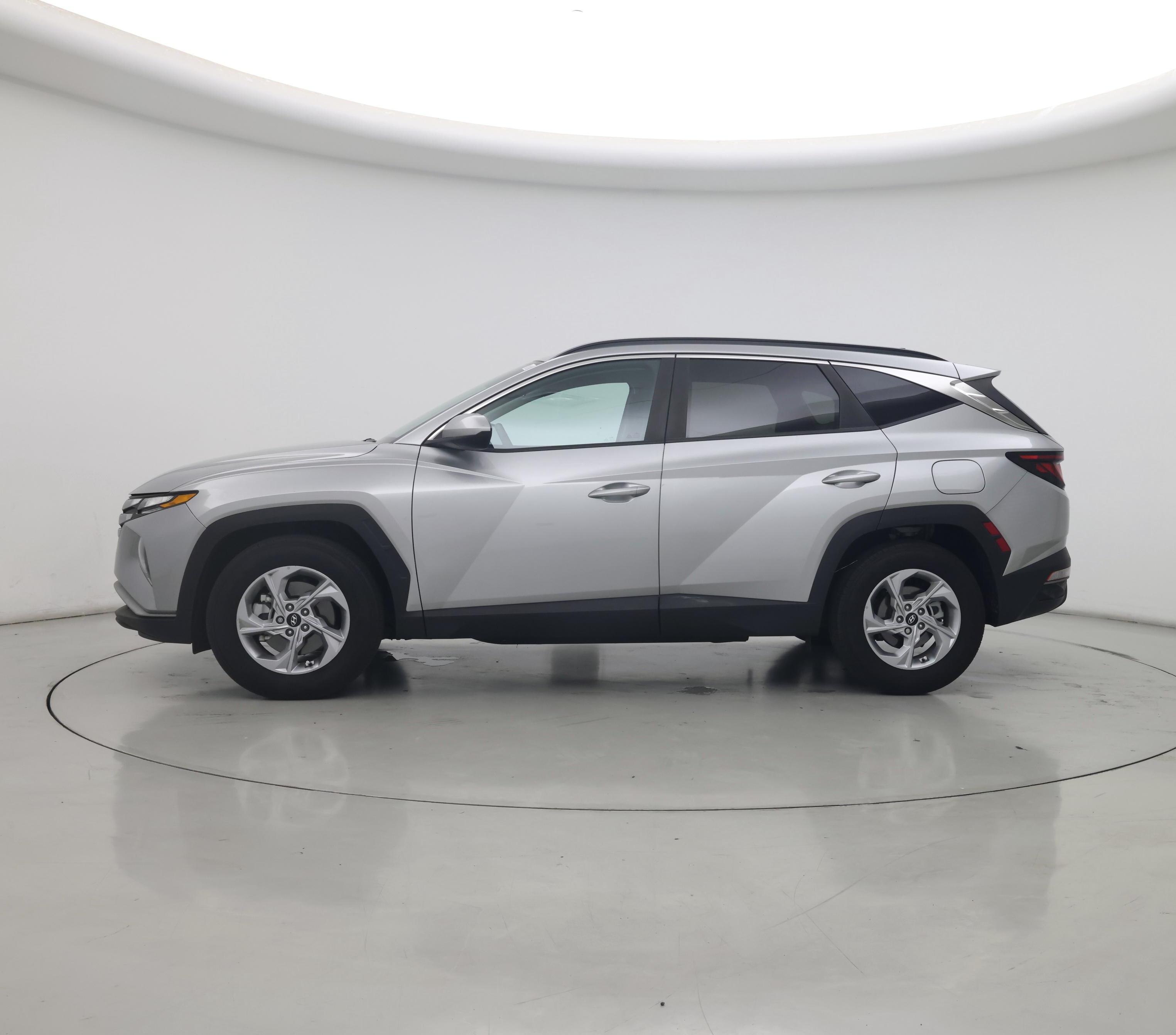 Thumbnail: 2024 Hyundai Tucson - 3